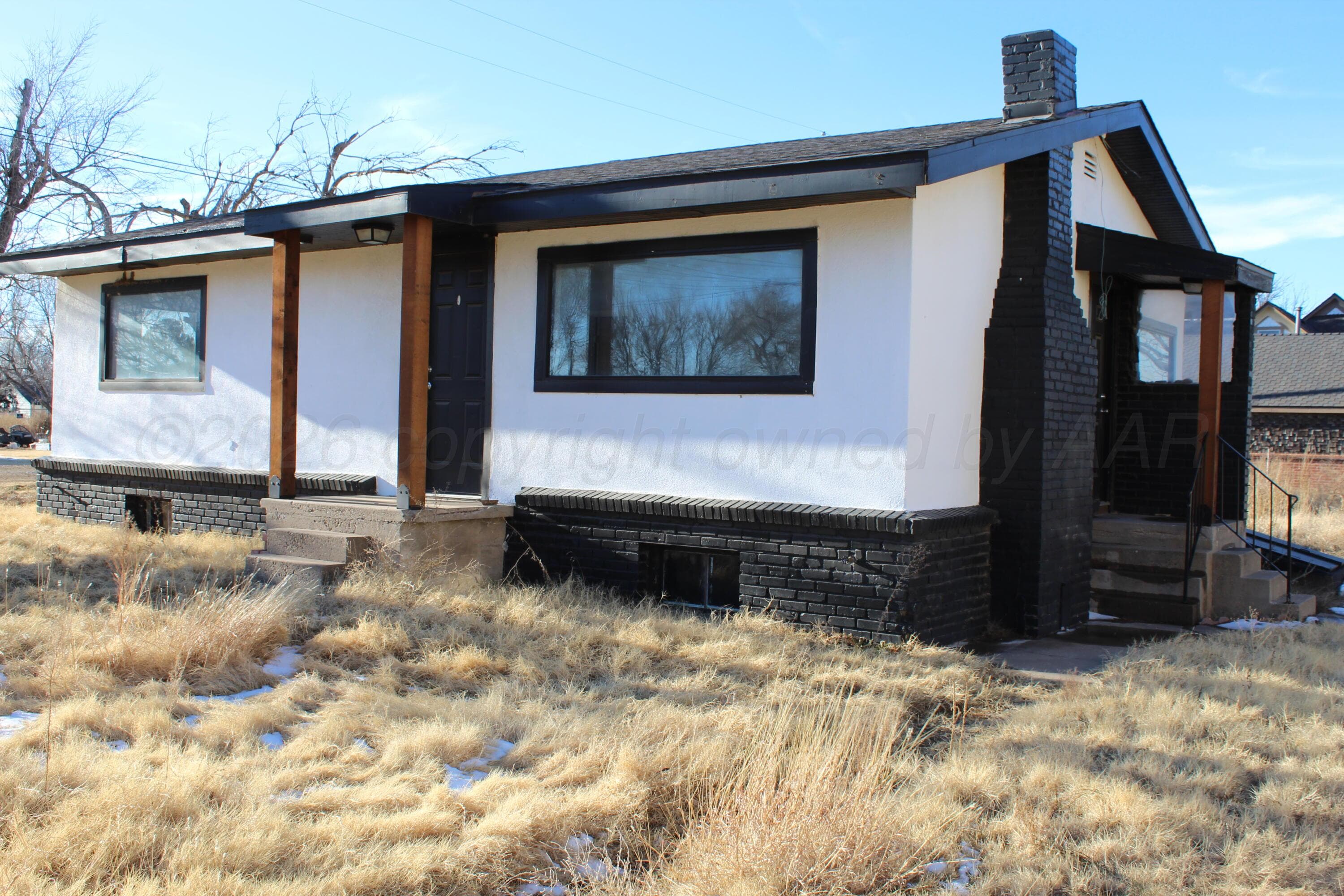 903 E 4TH Street, Panhandle, TX 79068-1997