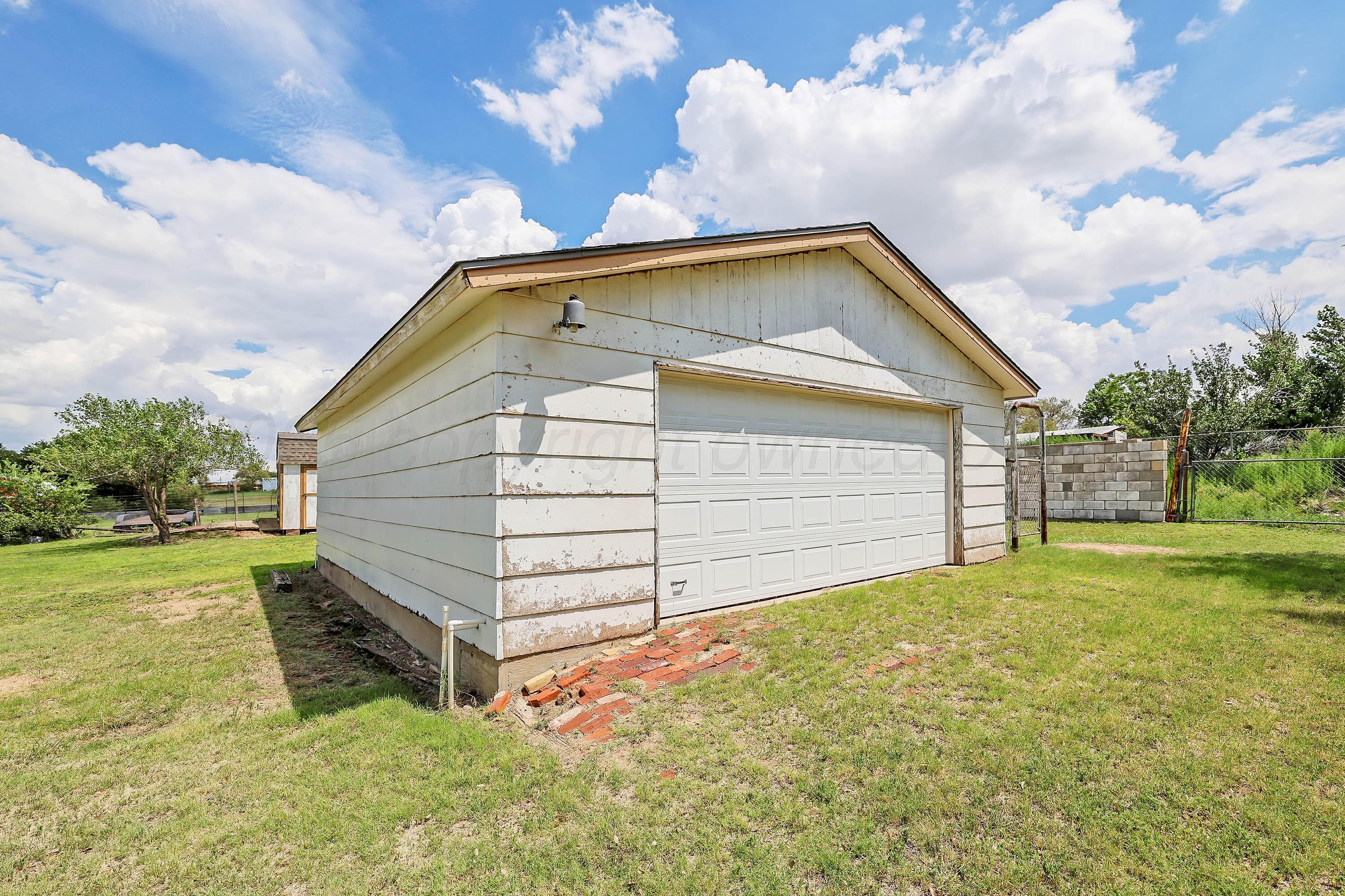 331 W Bonita Avenue, Amarillo, TX 79108, photo 33