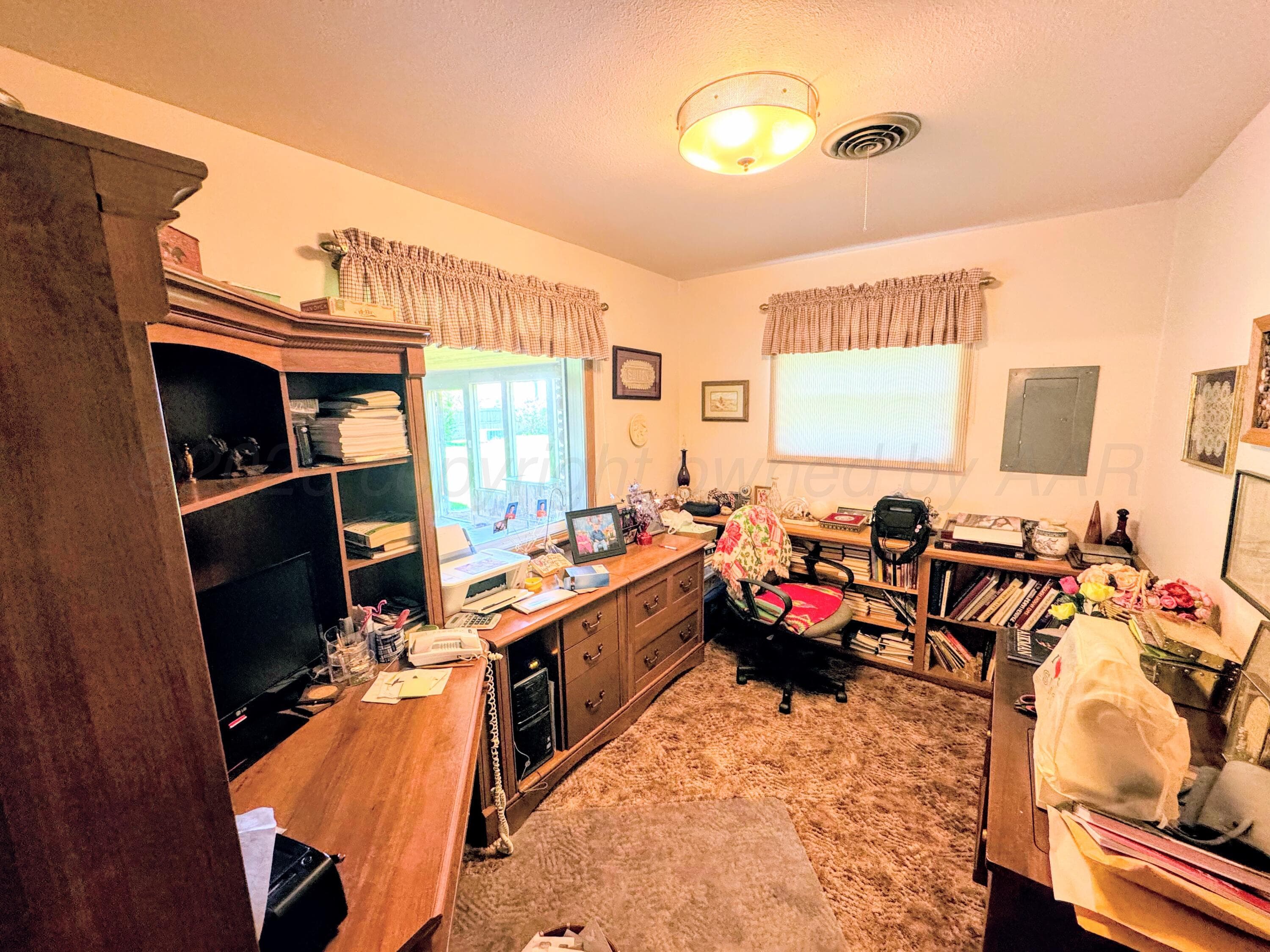420 S Roland Street, Spearman, TX 79081, photo 10