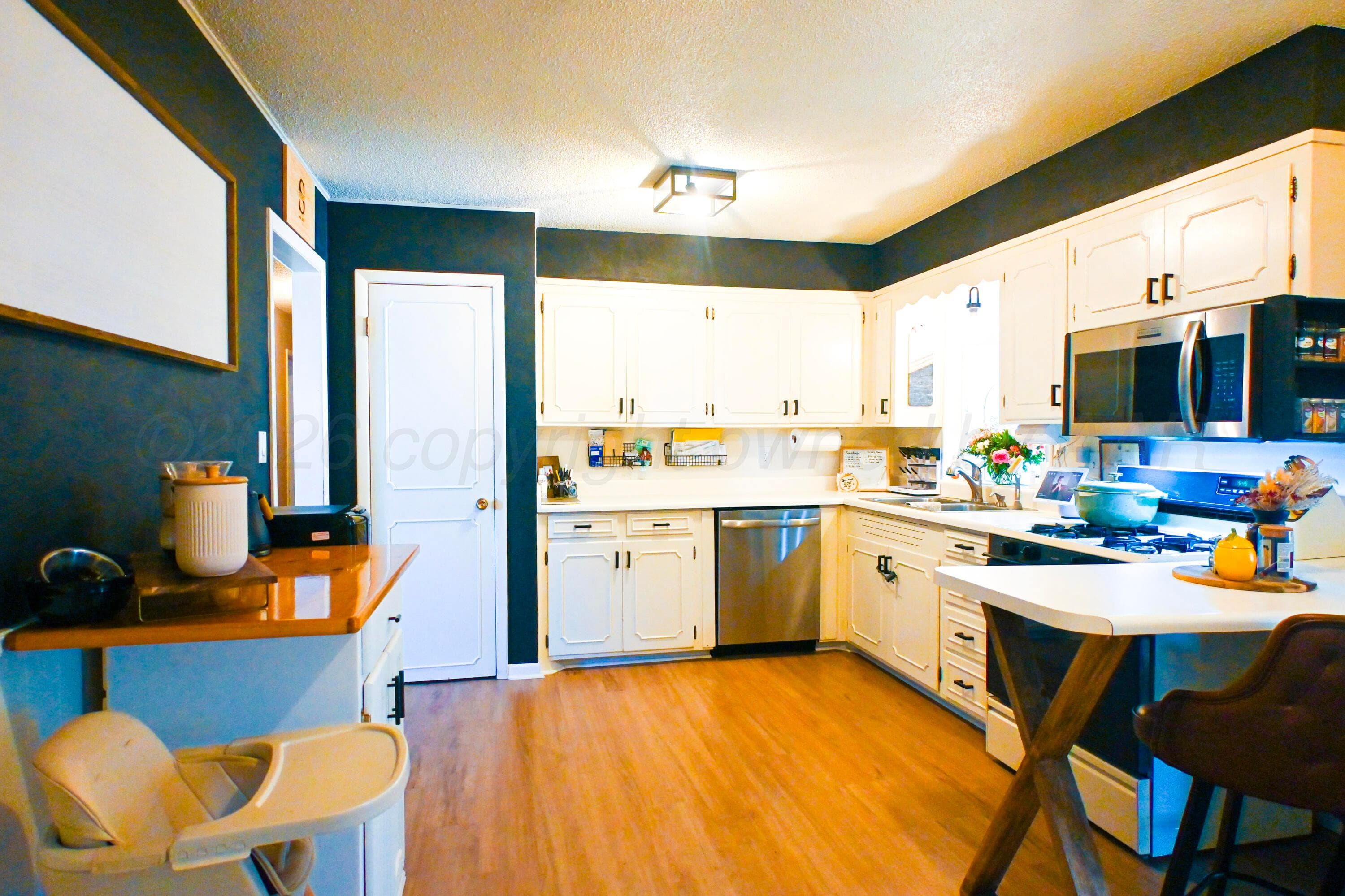 1519 N FAULKNER Street, Pampa, TX 79065-4113, photo 9