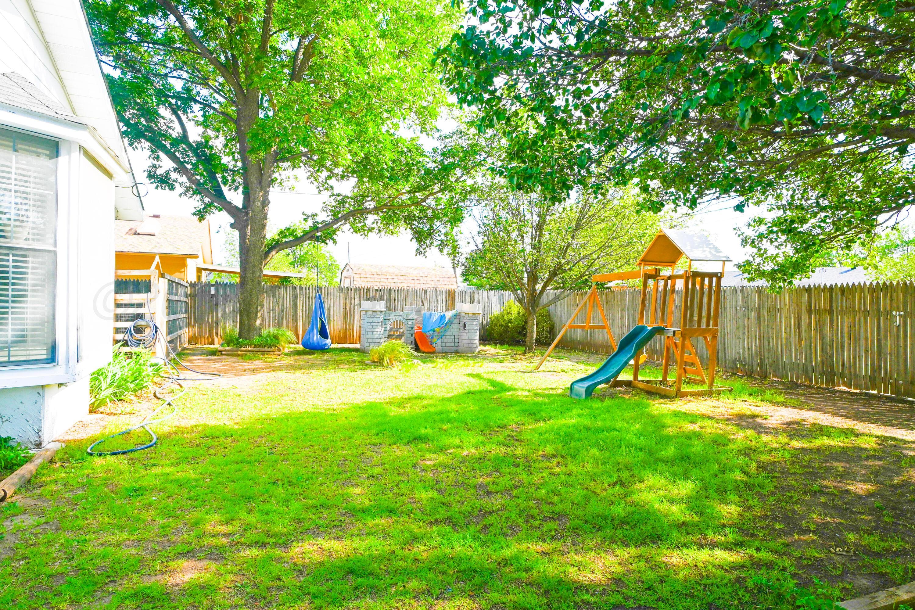 1519 N FAULKNER Street, Pampa, TX 79065-4113, photo 35