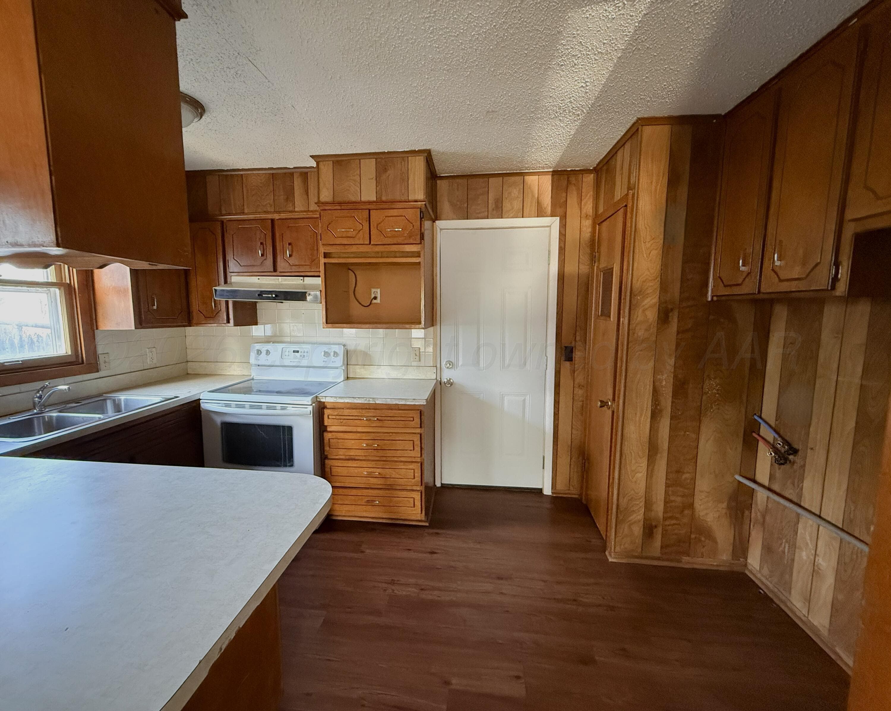 516 N NELSON Street, Pampa, TX 79065-6018, photo 6