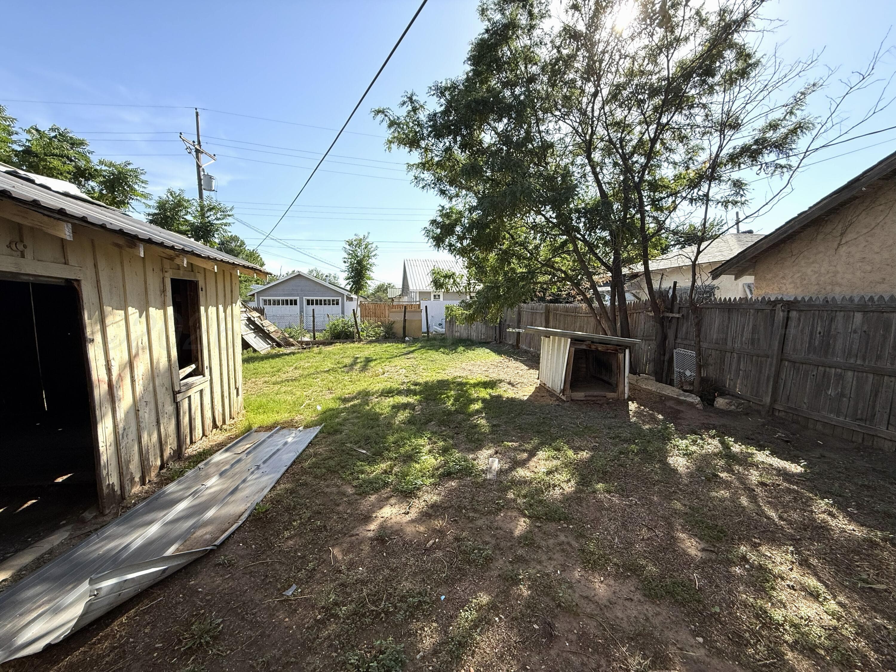 419 N SOMERVILLE Street, Pampa, TX 79065-5321, photo 16