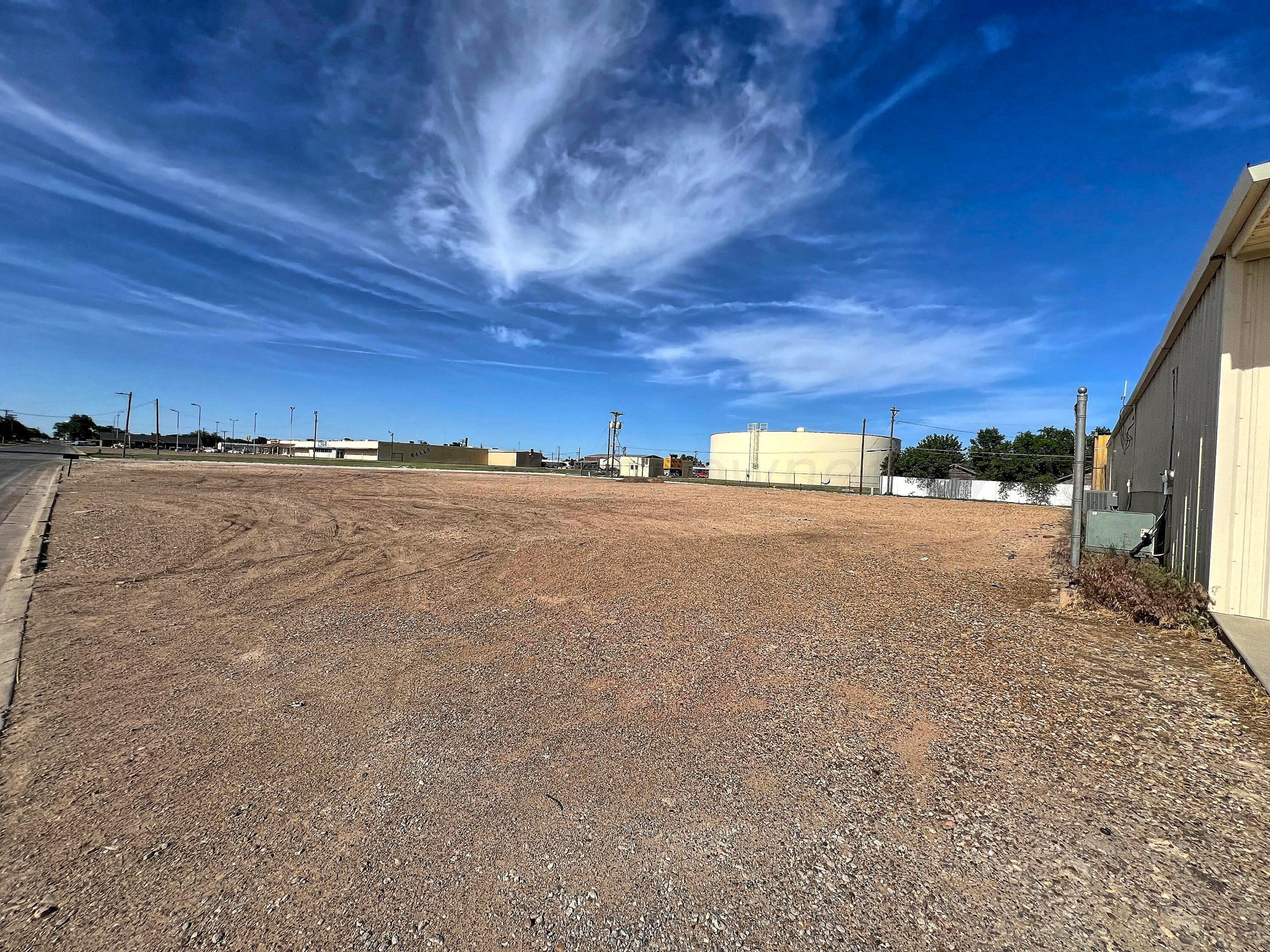 1101 S Ash Street, Perryton, TX 79070, photo 4