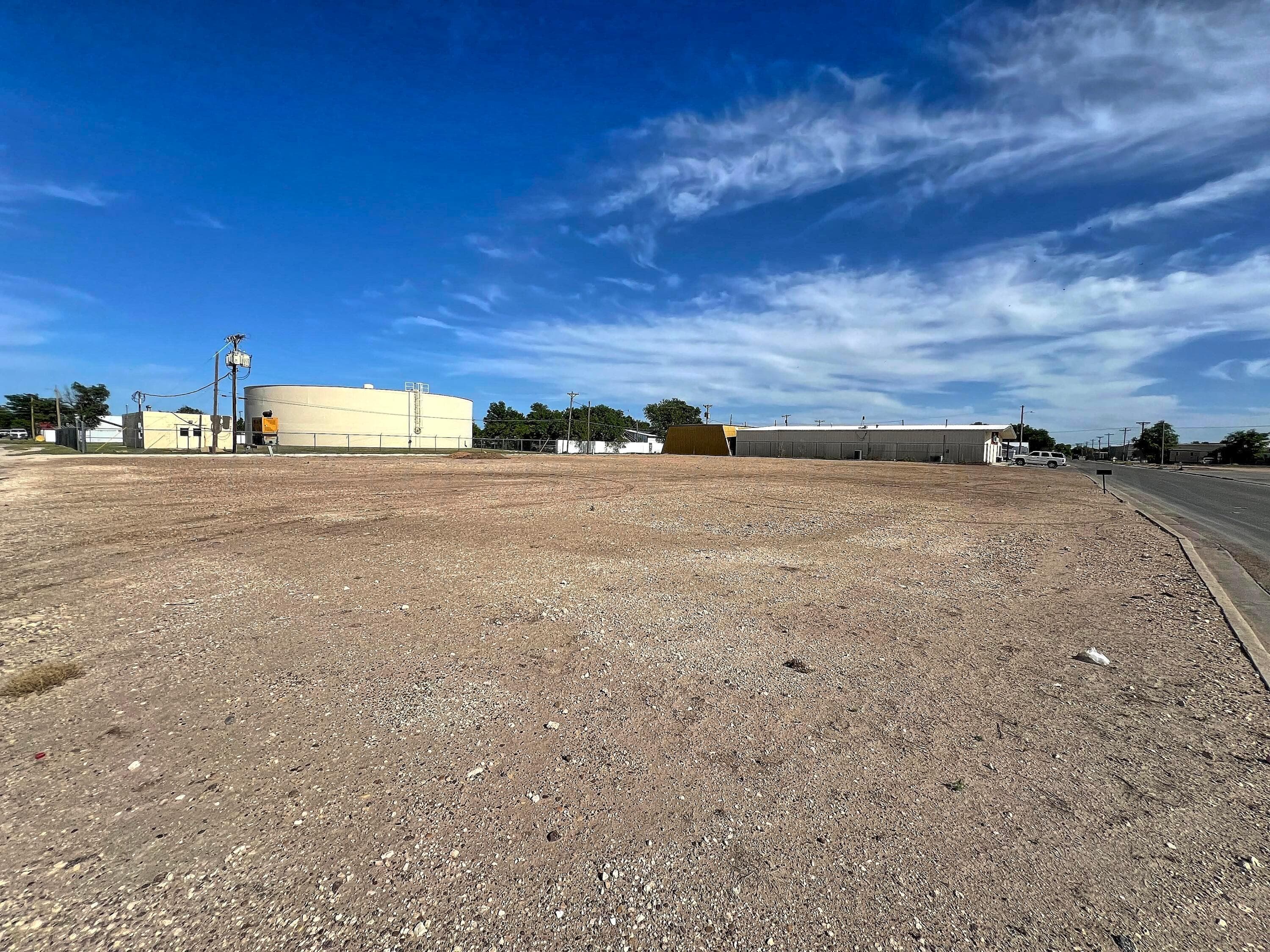 1101 S Ash Street, Perryton, TX 79070, photo 5
