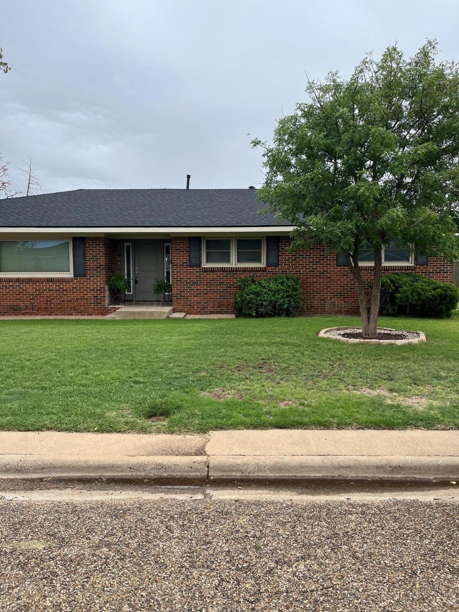 43 Fannin Drive, Tulia, TX 79088
