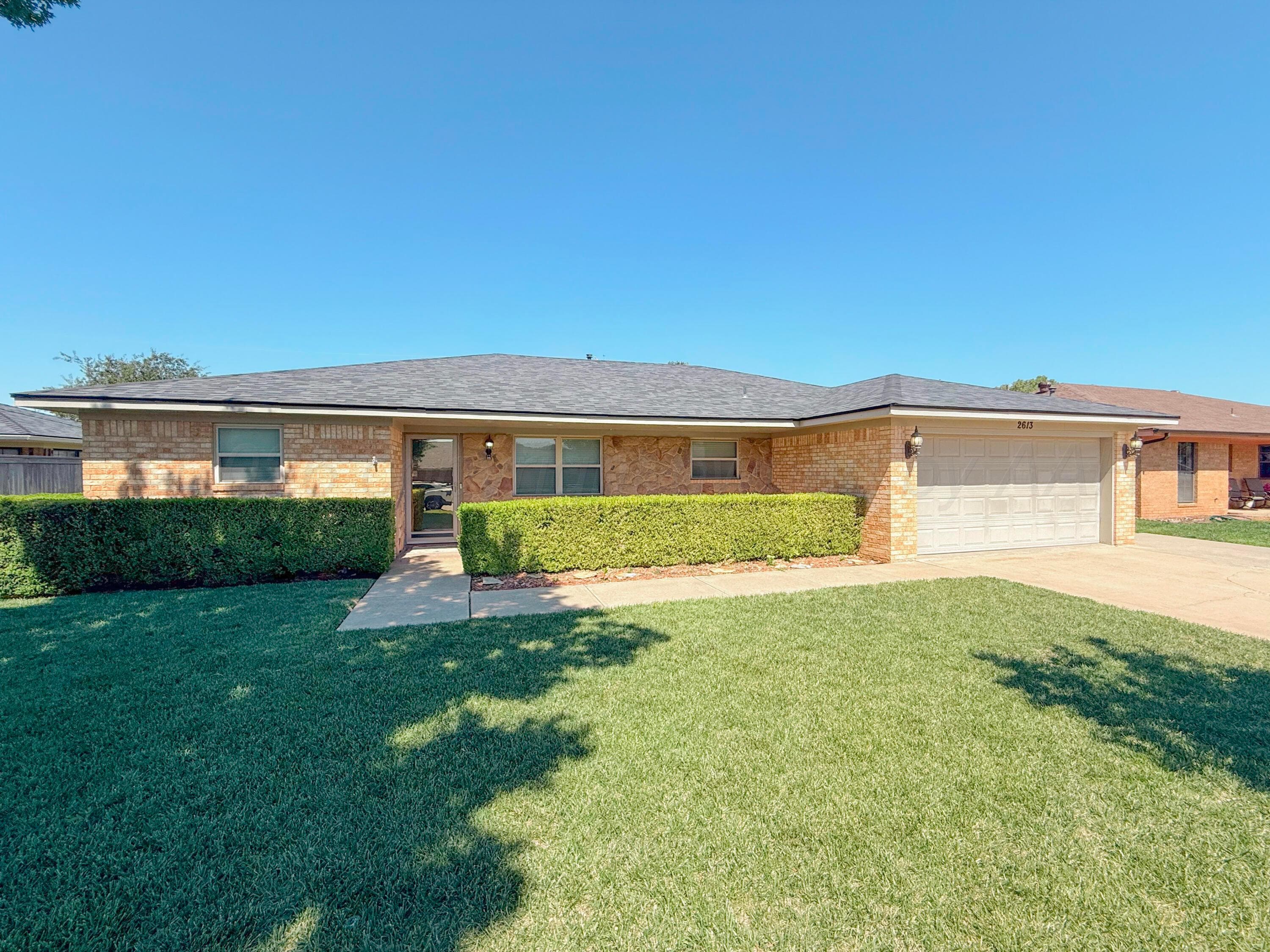 2613 N FIR Street, Pampa, TX 79065-3142
