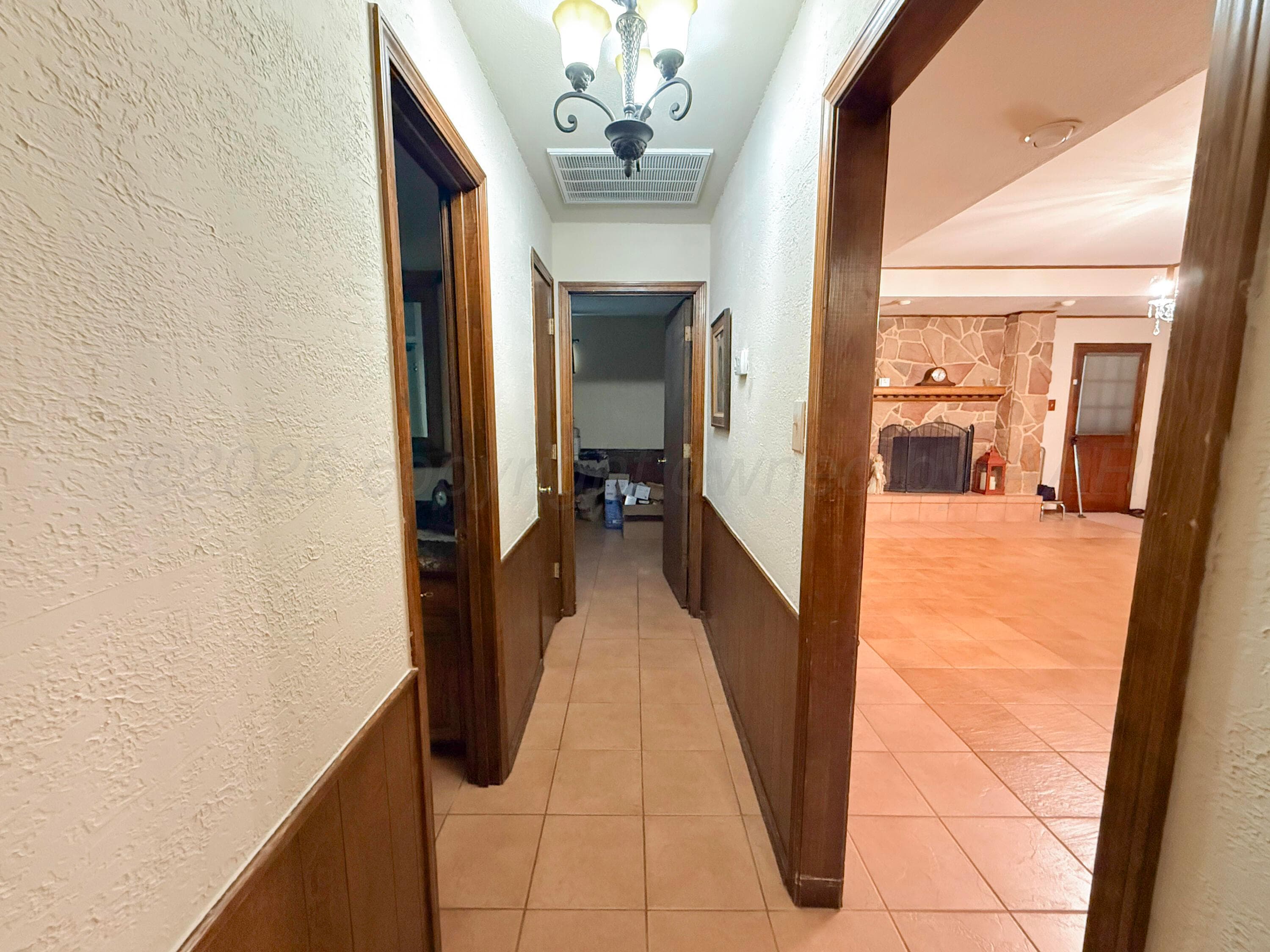 2613 N FIR Street, Pampa, TX 79065-3142, photo 19