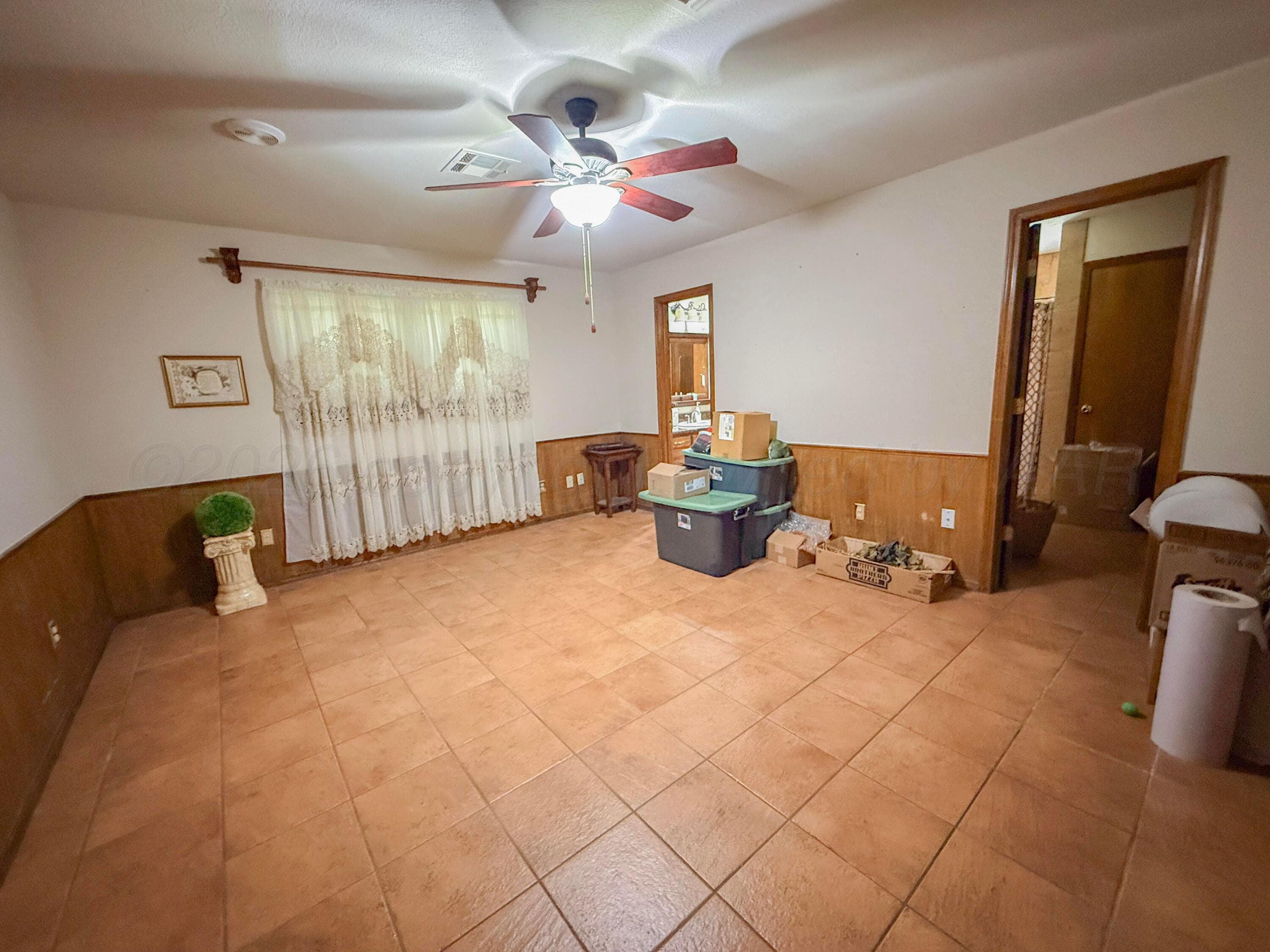 2613 N FIR Street, Pampa, TX 79065-3142, photo 15
