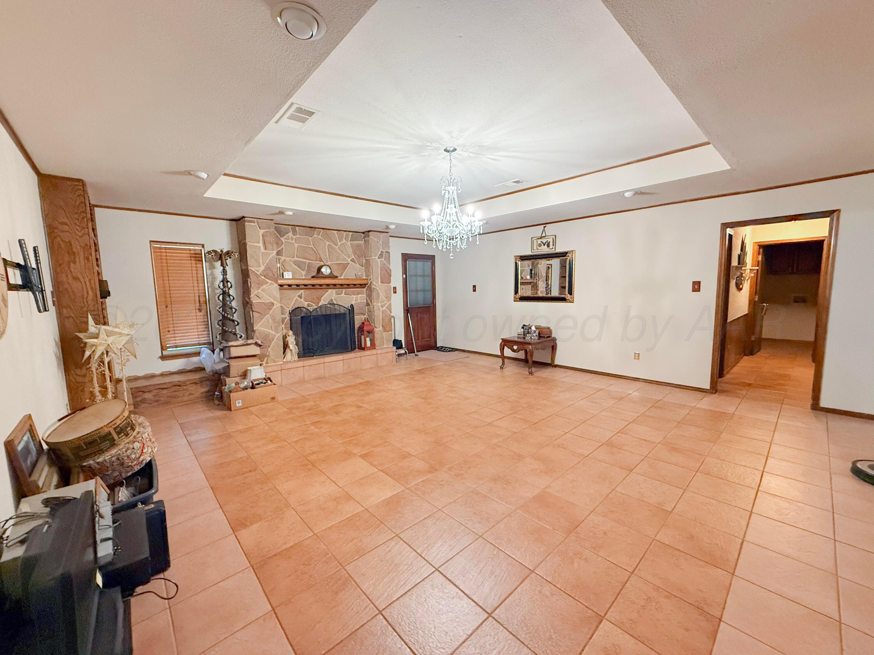2613 N FIR Street, Pampa, TX 79065-3142, photo 13