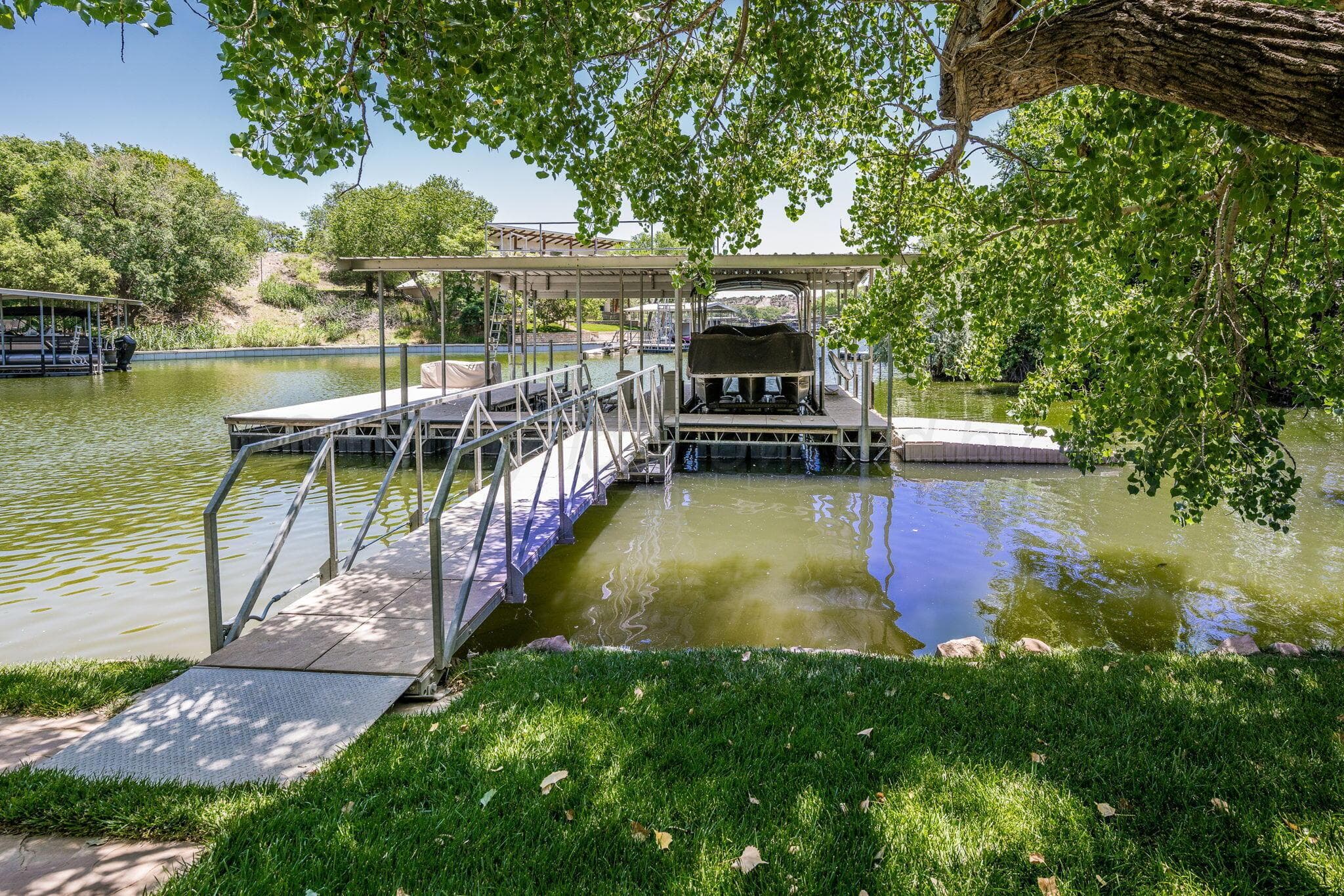 313 S SHORE Drive, Amarillo, TX 79118-8015, photo 56