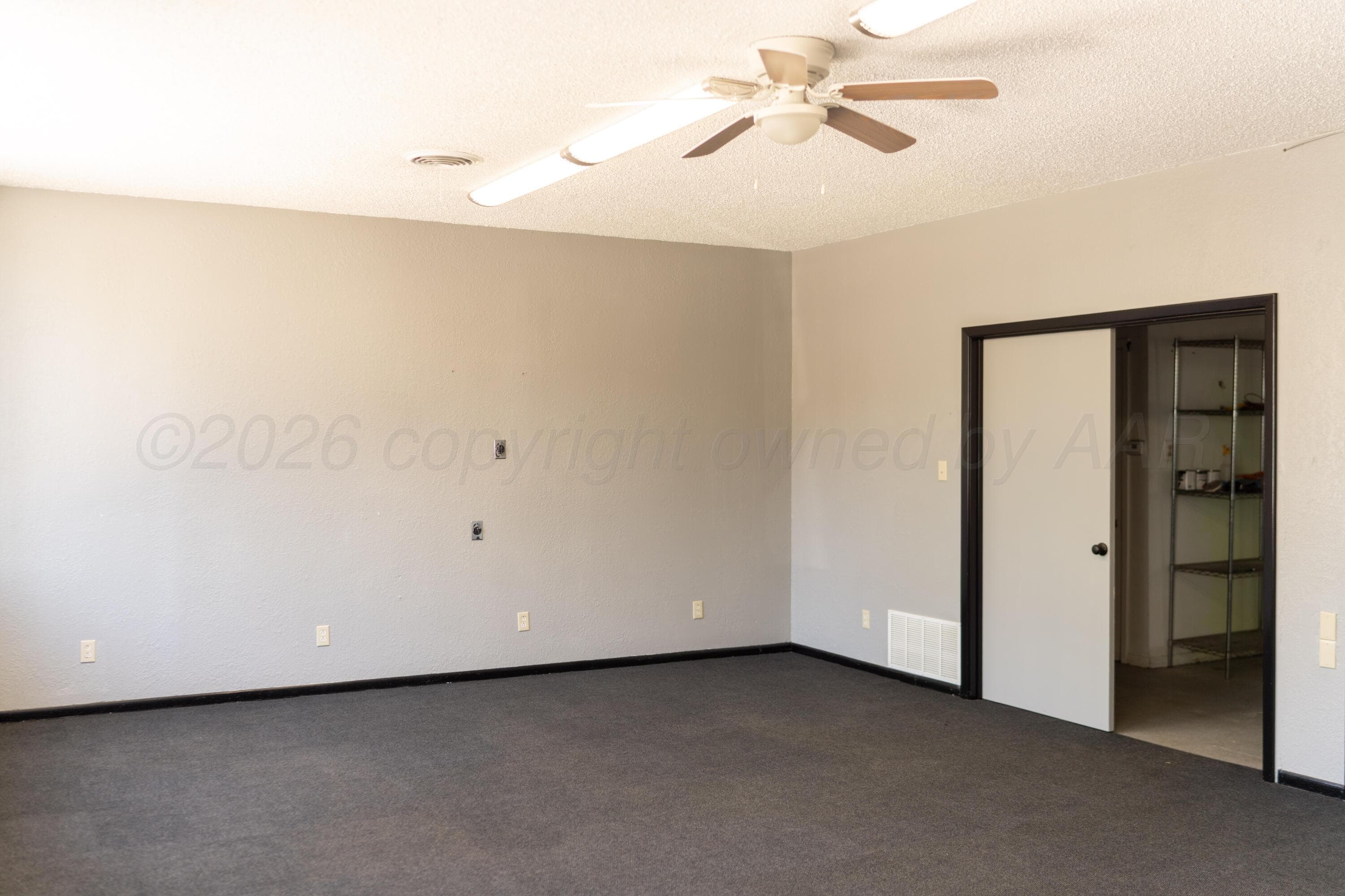 114 E Texas Avenue, Wheeler, TX 79096, photo 7