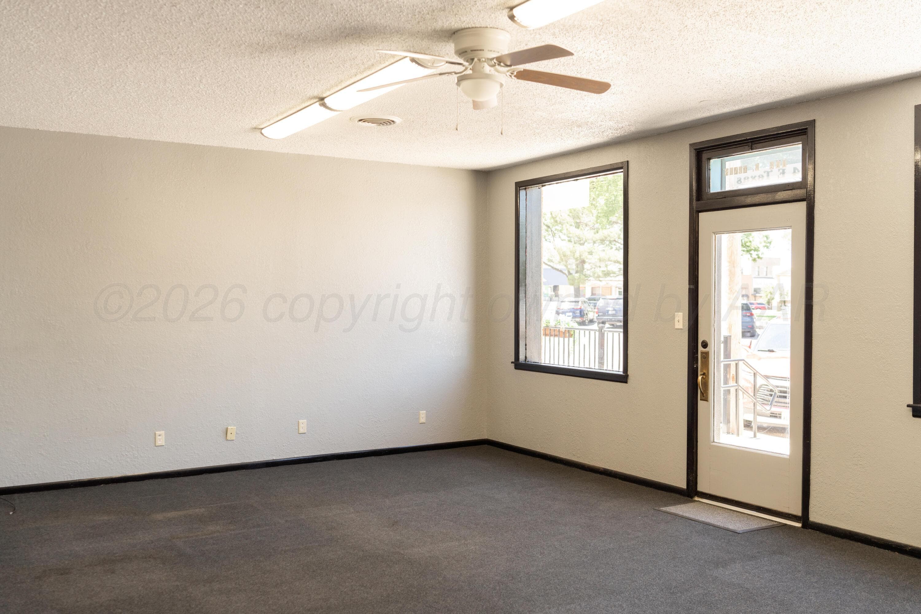 114 E Texas Avenue, Wheeler, TX 79096, photo 8