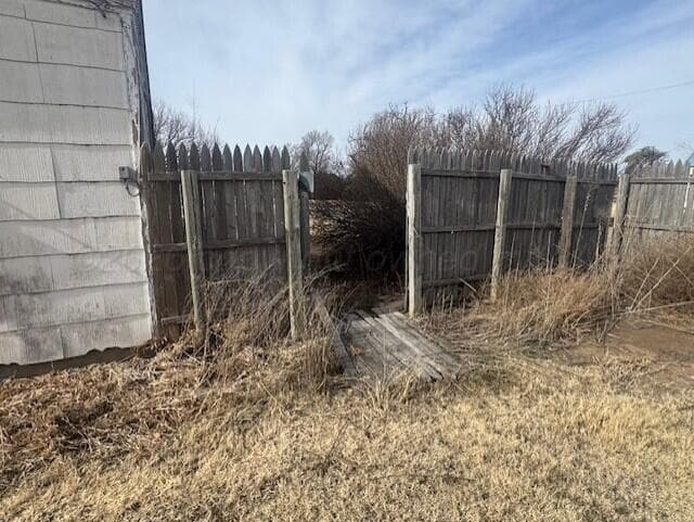 410 Maple Street, Darrouzett, TX 79024, photo 6