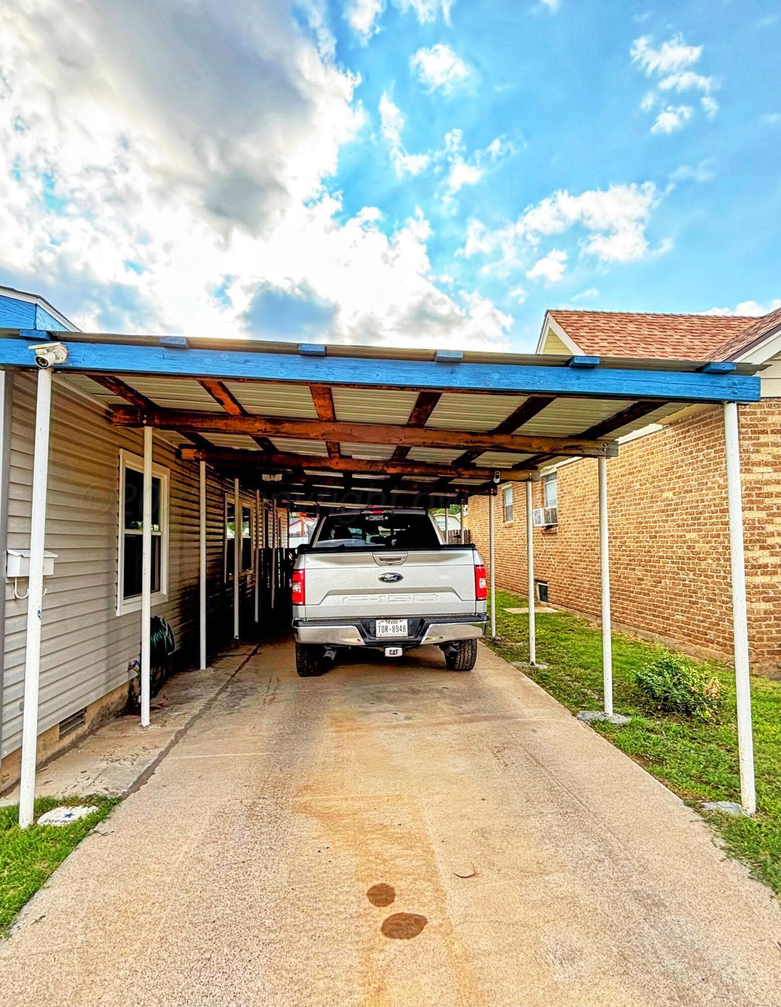 1010 S Baylor Street, Perryton, TX 79070, photo 3