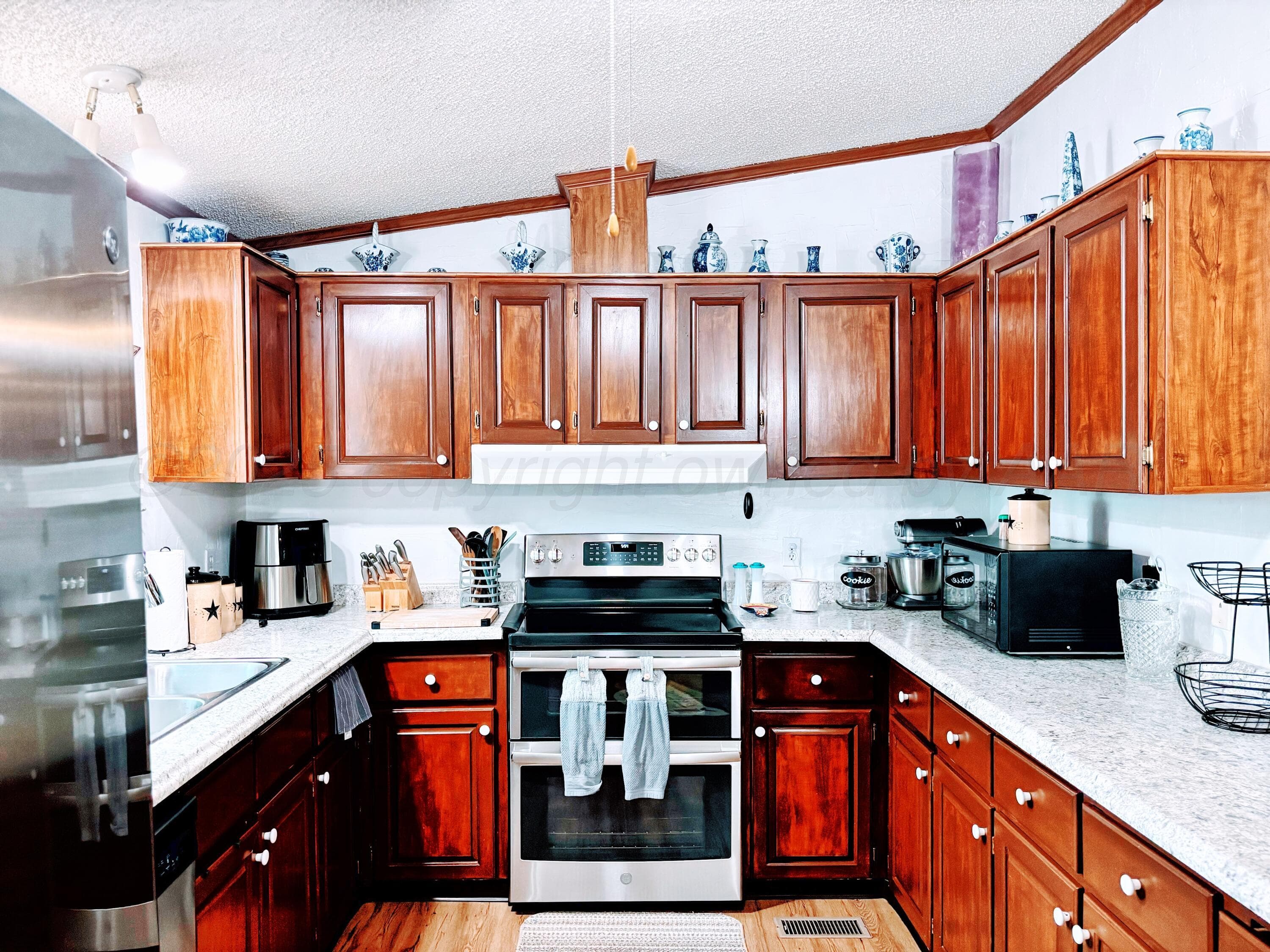 1010 S Baylor Street, Perryton, TX 79070, photo 9