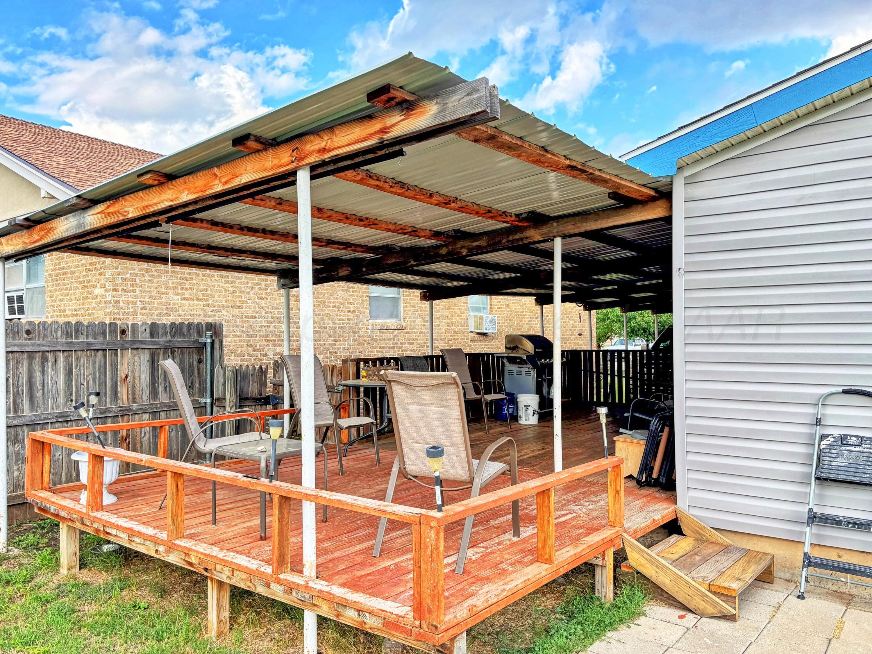 1010 S Baylor Street, Perryton, TX 79070, photo 35