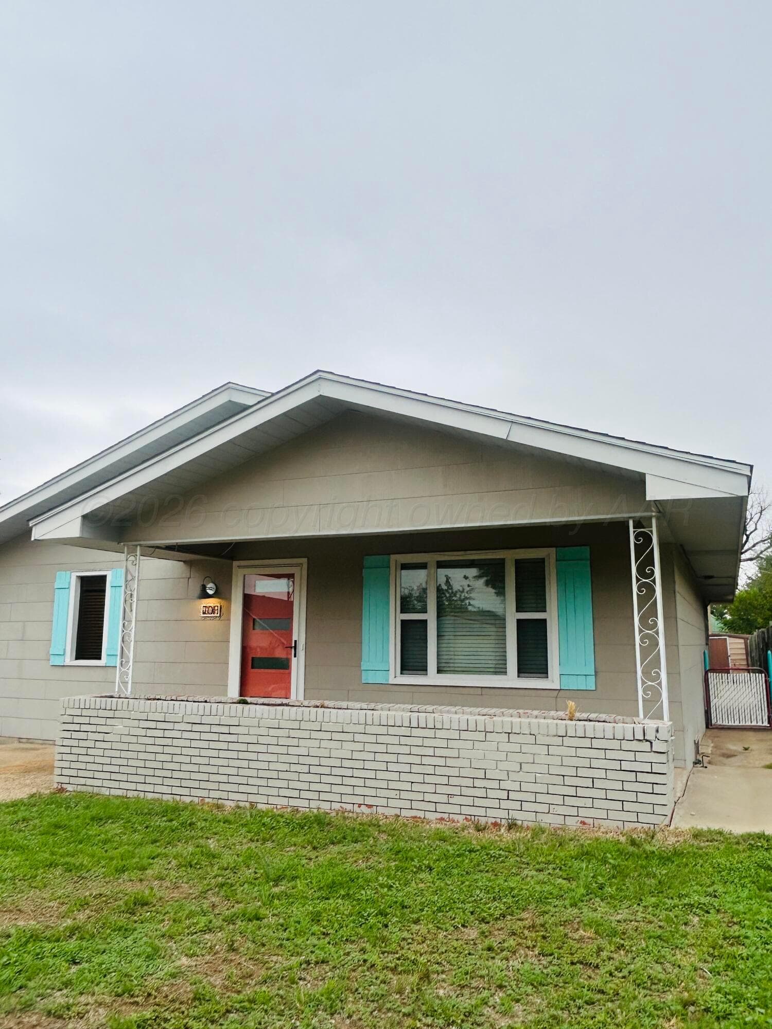 709 S 6th Street, Canadian, TX 79014, photo 2