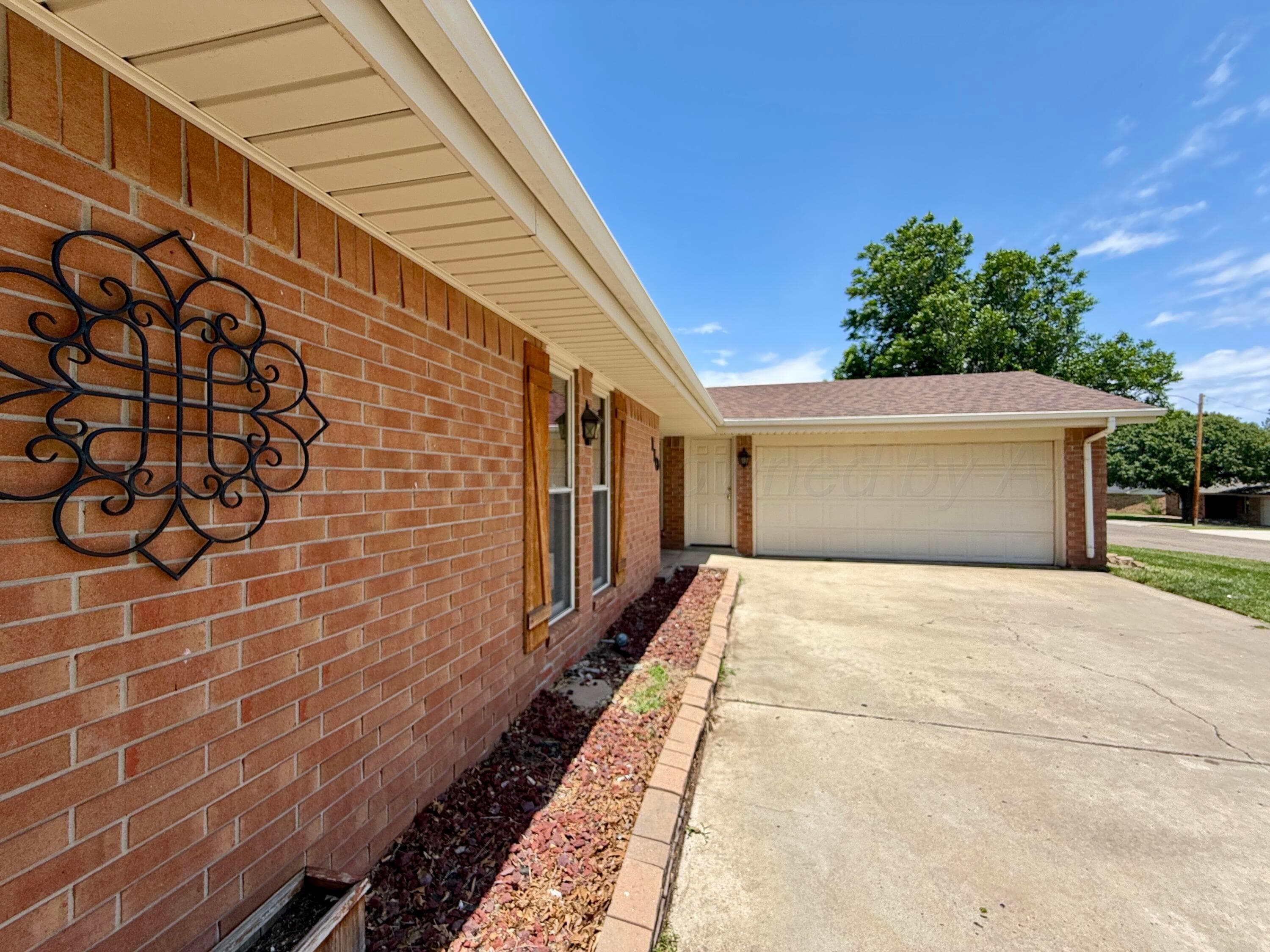 110 Pinehurst Street, Borger, TX 79007, photo 3
