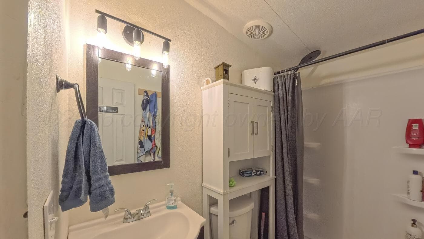 503 MESQUITE Drive, Fritch, TX 79036-5014, photo 13
