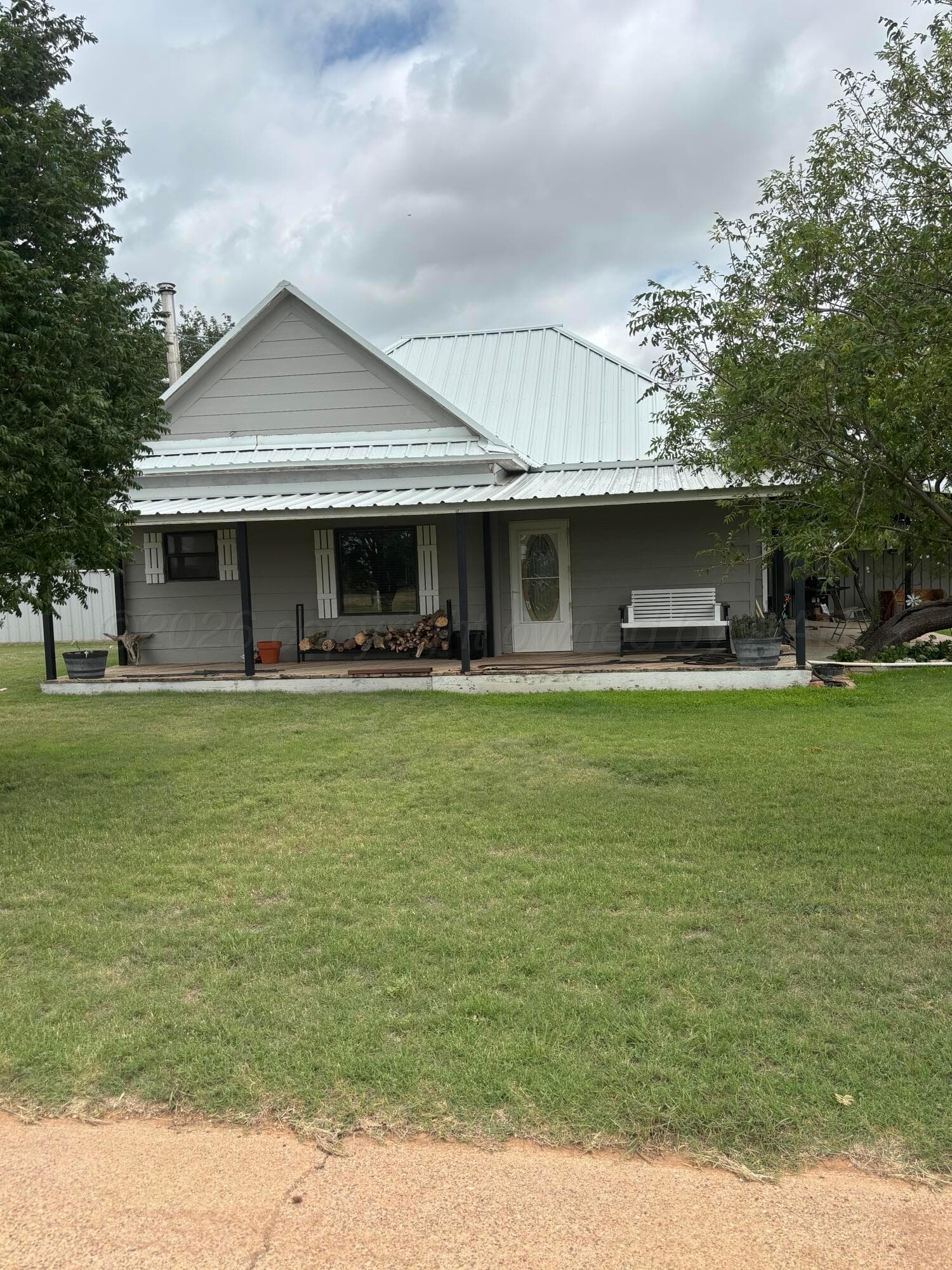 201 County Road Kb, Childress, TX 79201