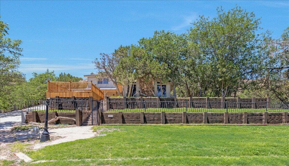 522 S SHORE Drive, Amarillo, TX 79118-8009