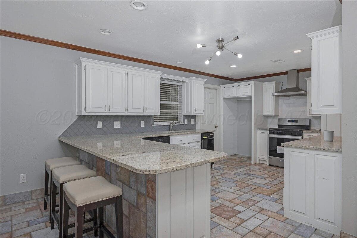 522 S SHORE Drive, Amarillo, TX 79118-8009, photo 13