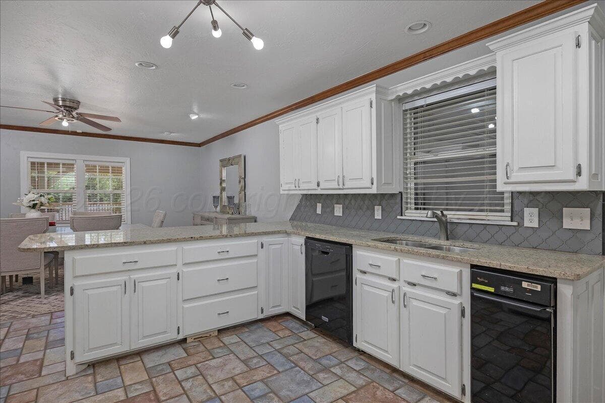 522 S SHORE Drive, Amarillo, TX 79118-8009, photo 16