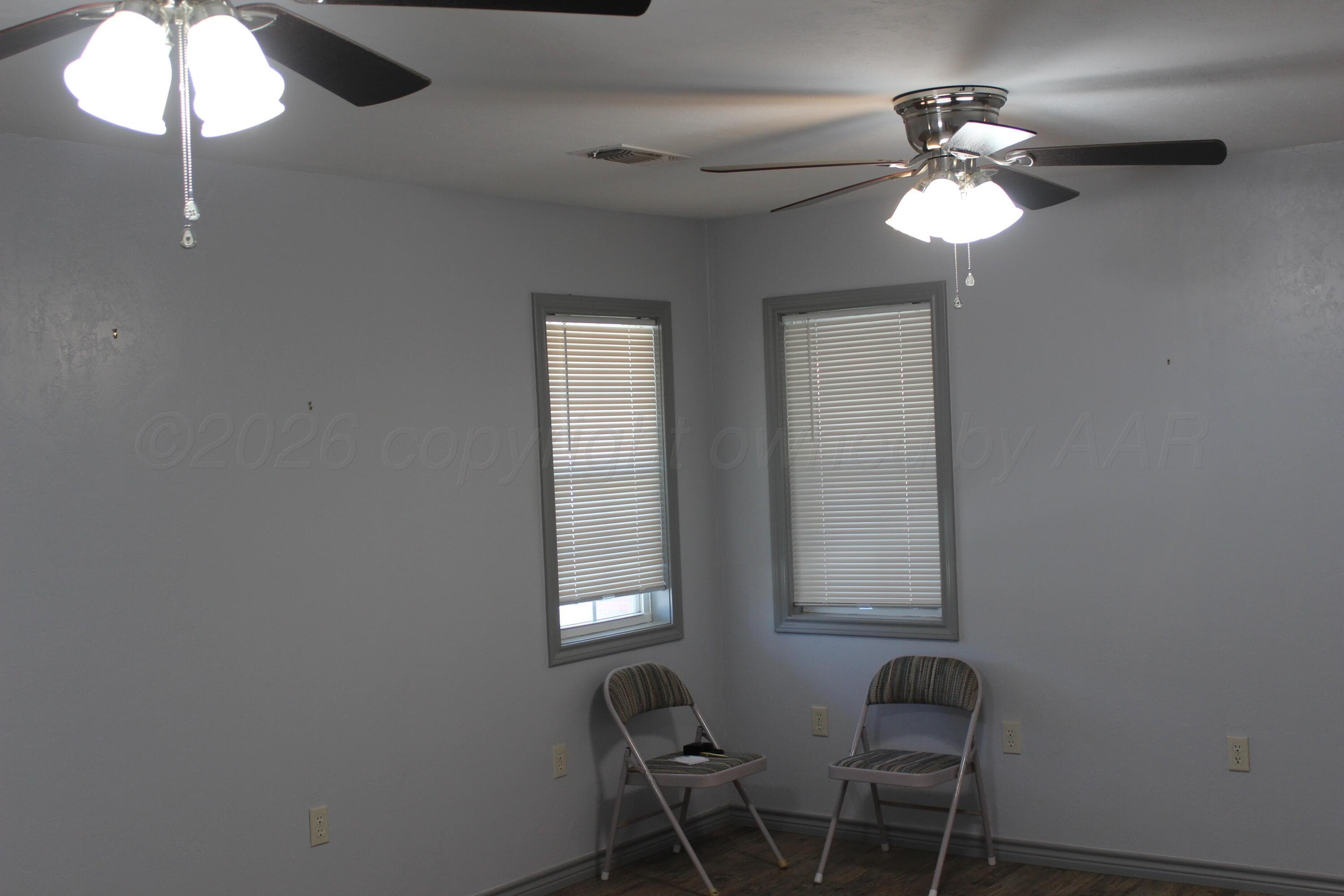 206 Western Avenue, Hereford, TX 79045, photo 3
