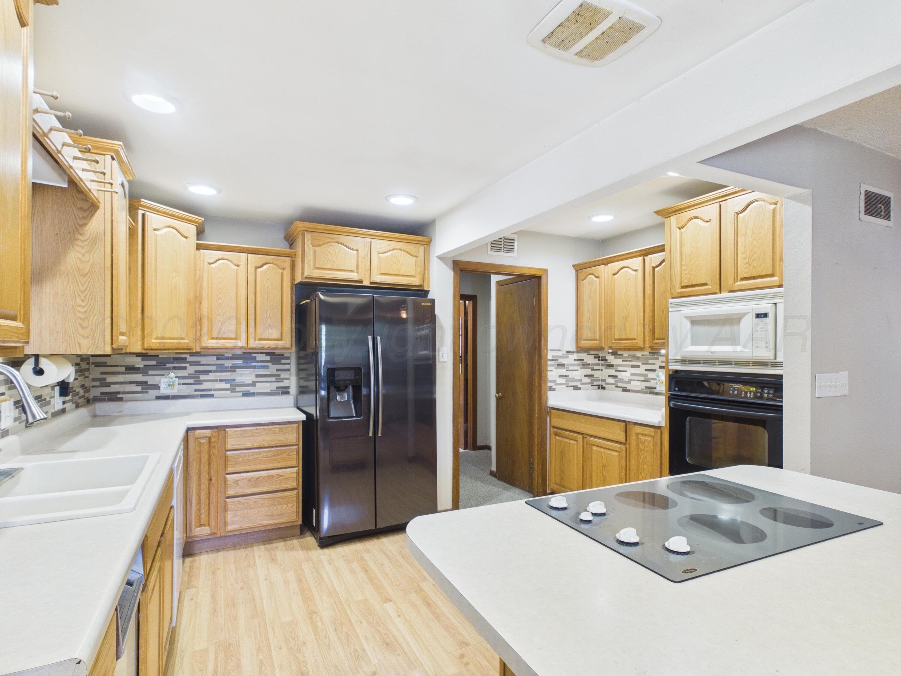 123 AMHERST Avenue, Dumas, TX 79029-3319, photo 6