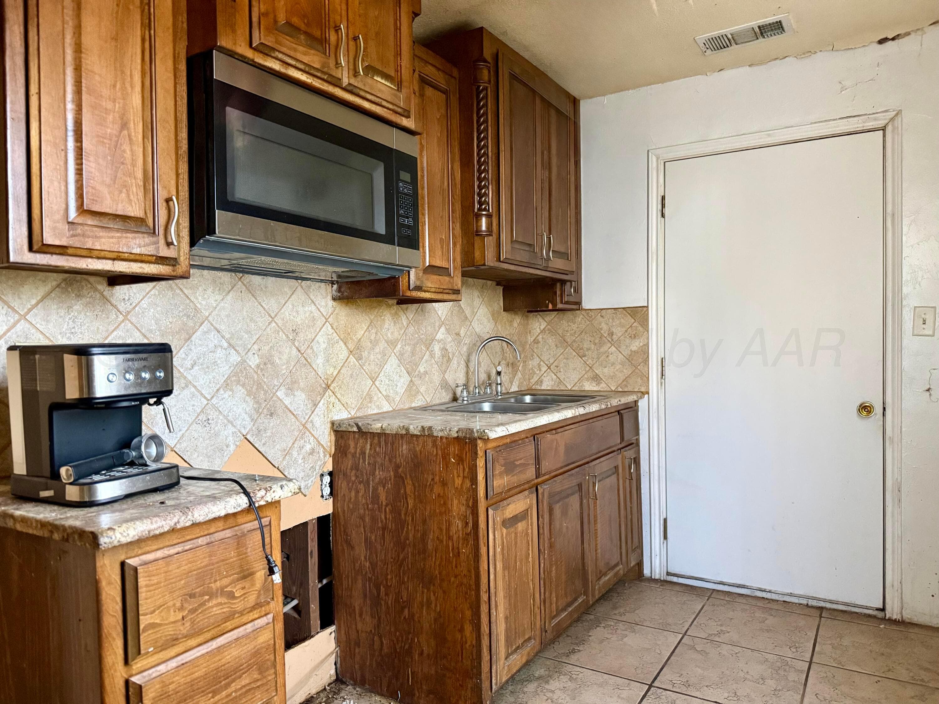 101 S Shelton Street, Borger, TX 79007, photo 8