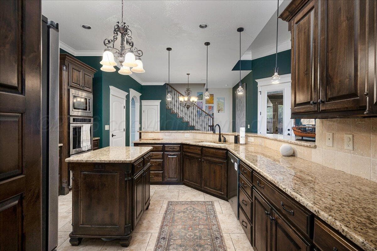 6404 PARKWOOD Place, Amarillo, TX 79119-5004, photo 13
