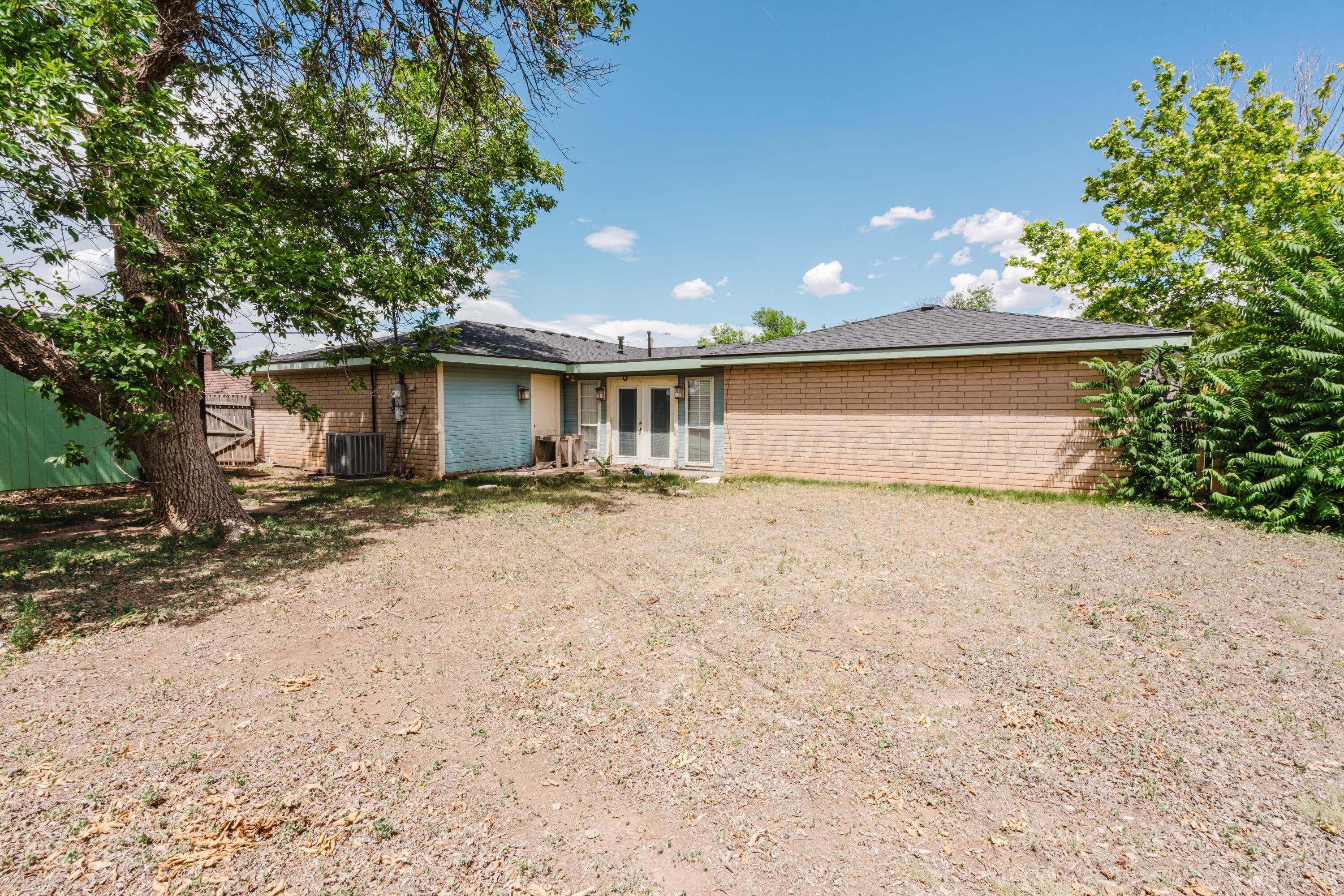 219 BAILEY Avenue, Dumas, TX 79029, photo 32