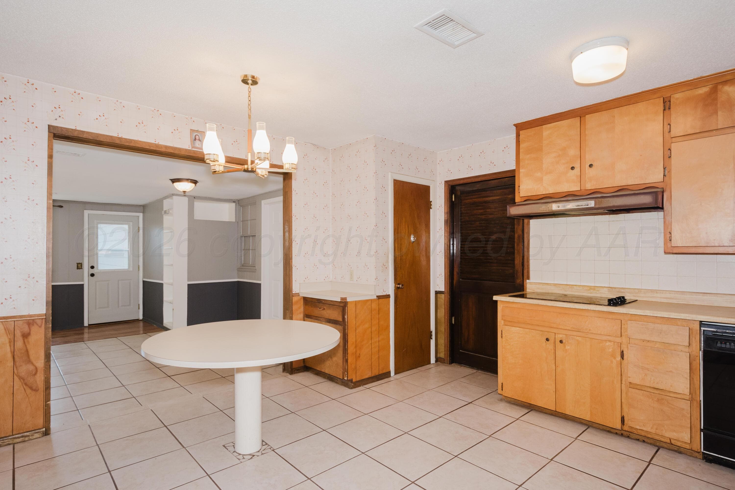 2900 S VERNON Street, Amarillo, TX 79103-6823, photo 2