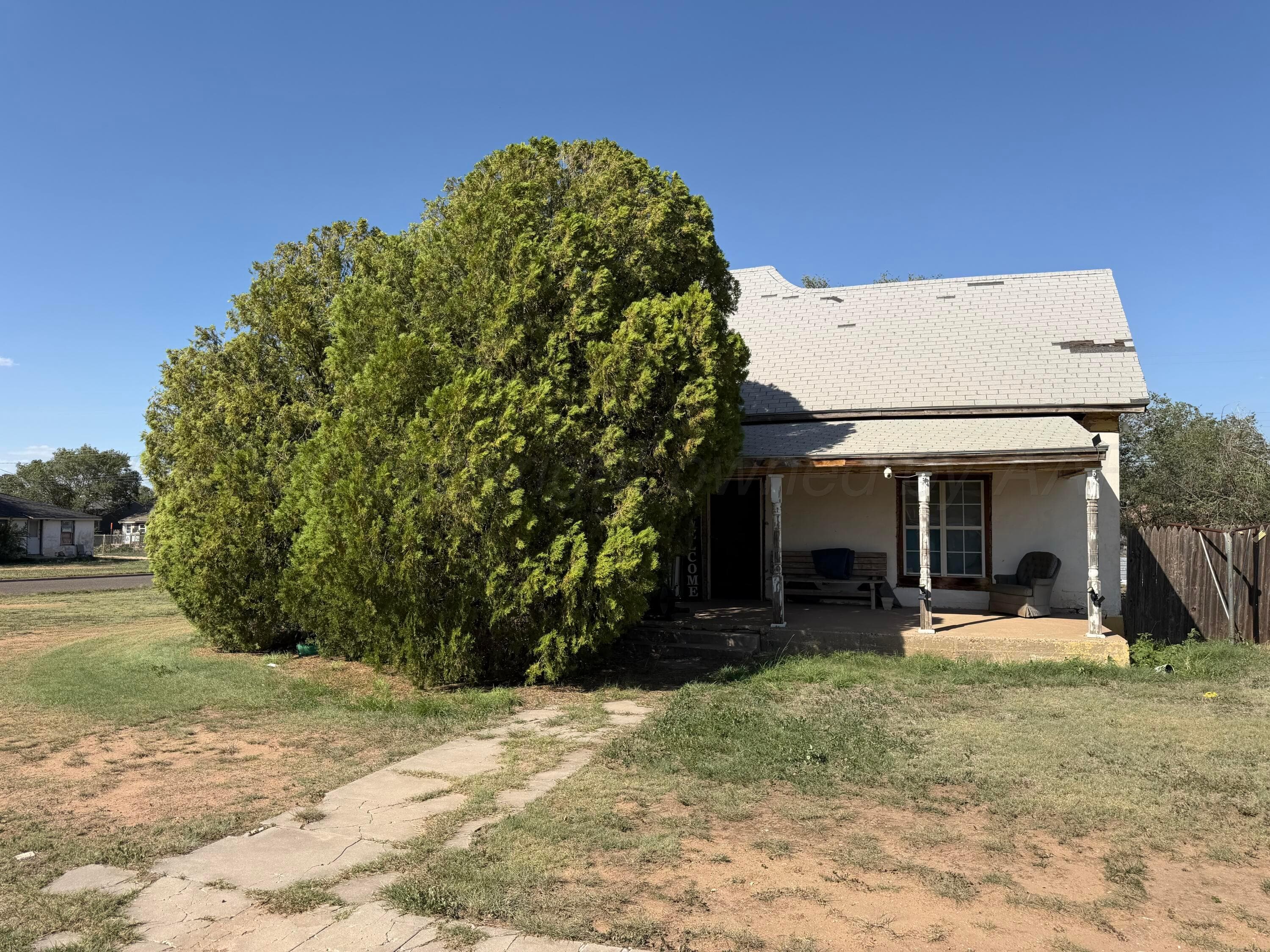 710 Miles Avenue, Hereford, TX 79045, photo 2