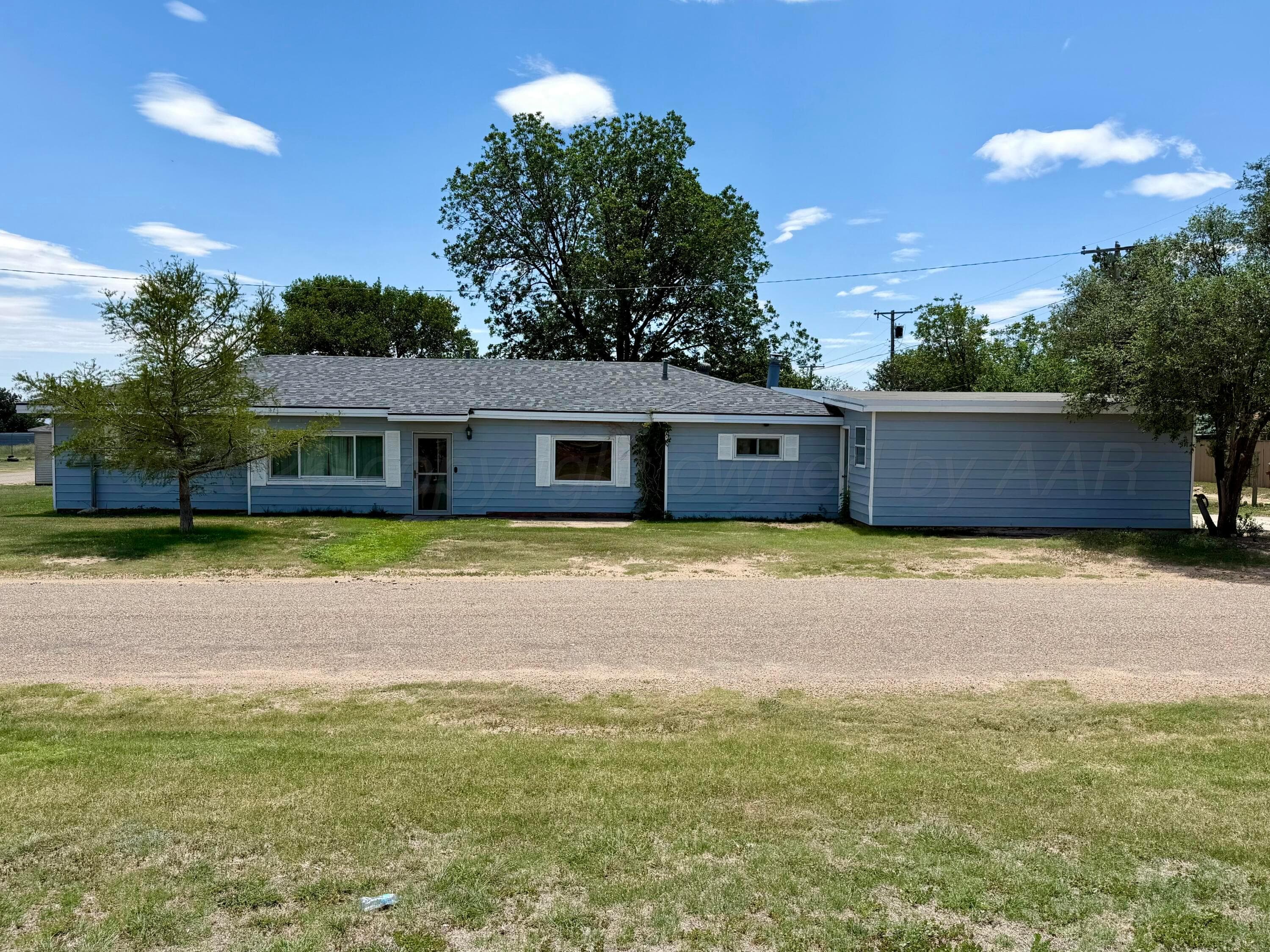 519 E 2nd, Stinnett, TX 79083, photo 2