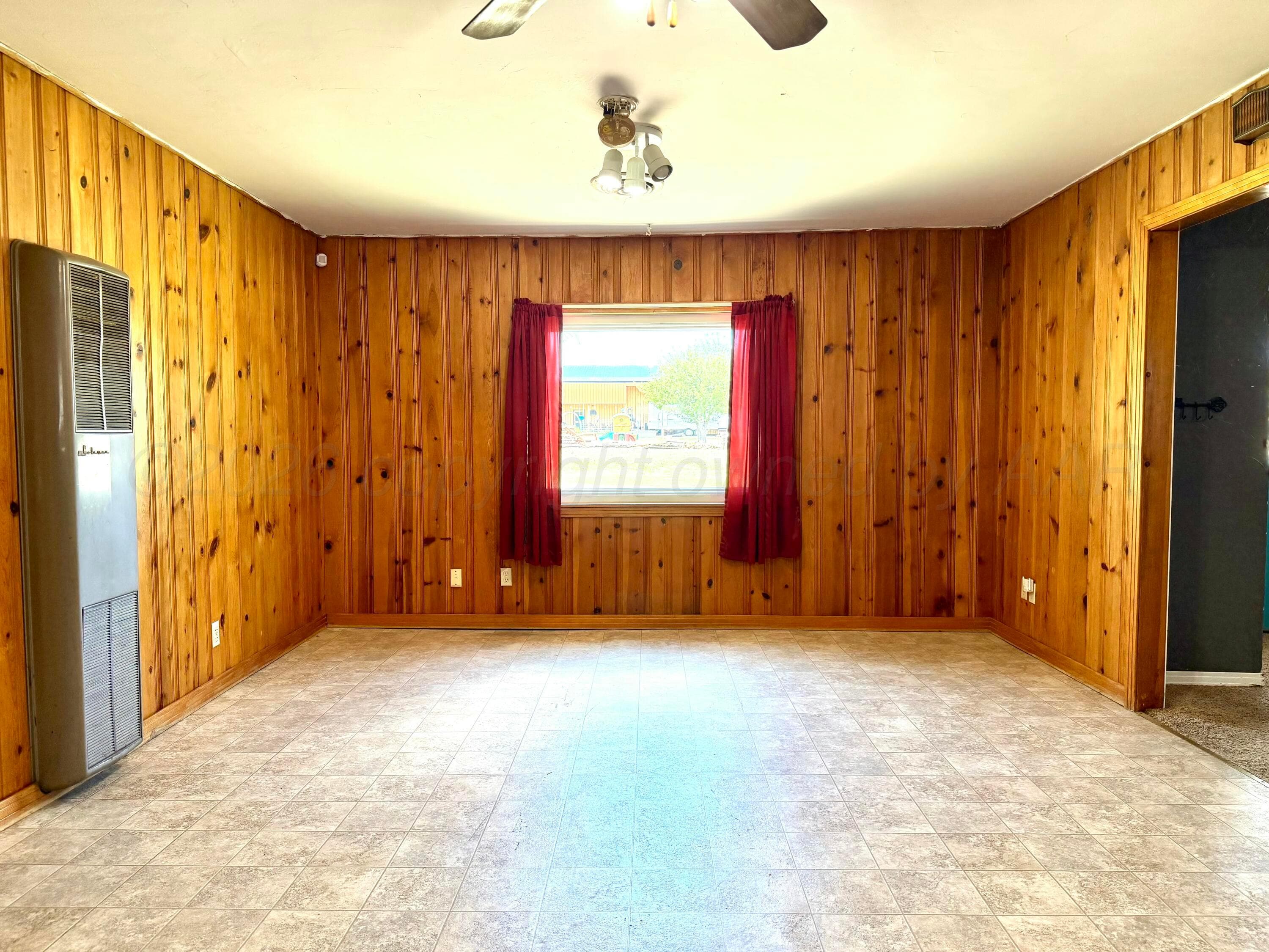 519 E 2nd, Stinnett, TX 79083, photo 7