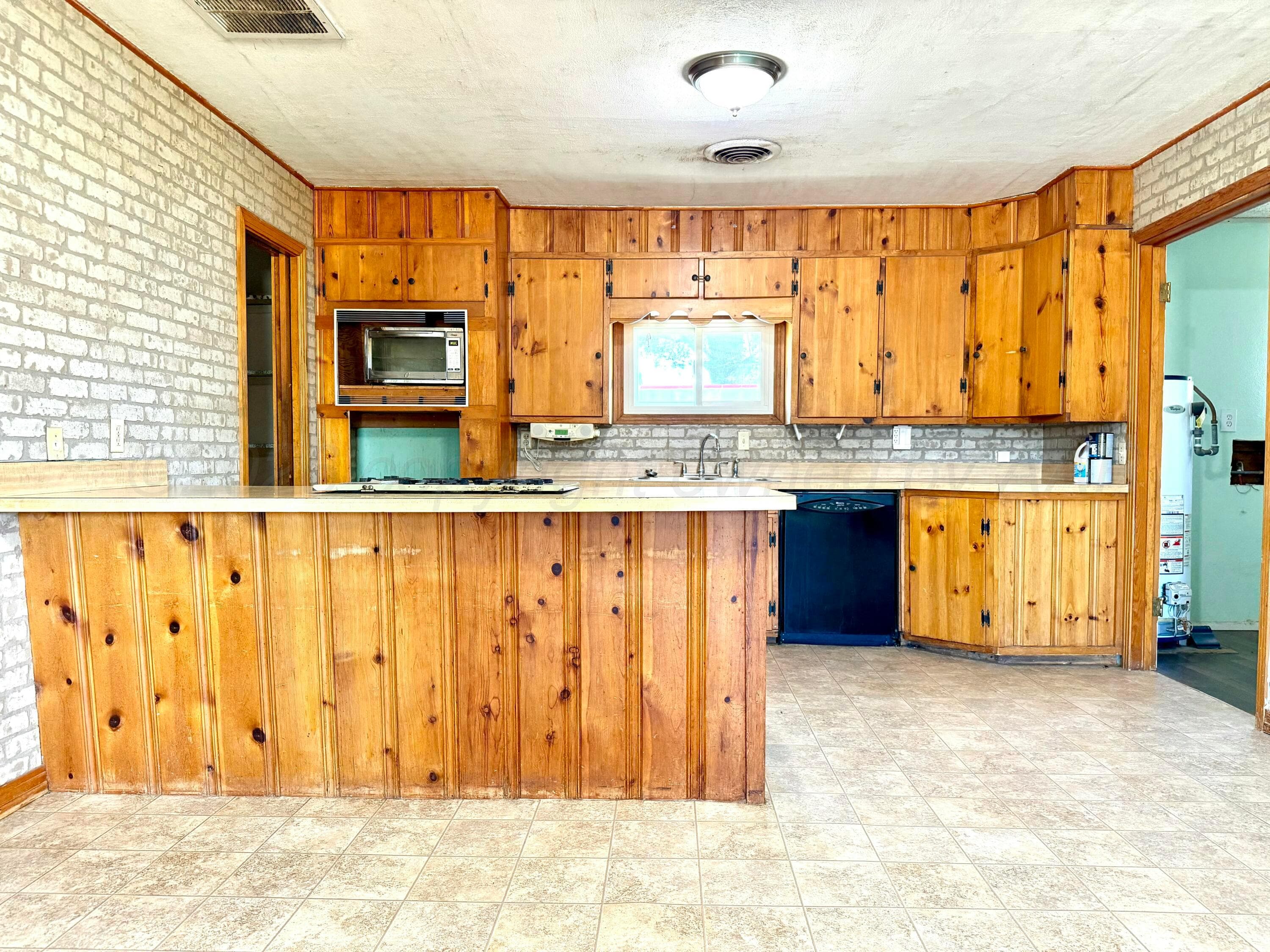 519 E 2nd, Stinnett, TX 79083, photo 15