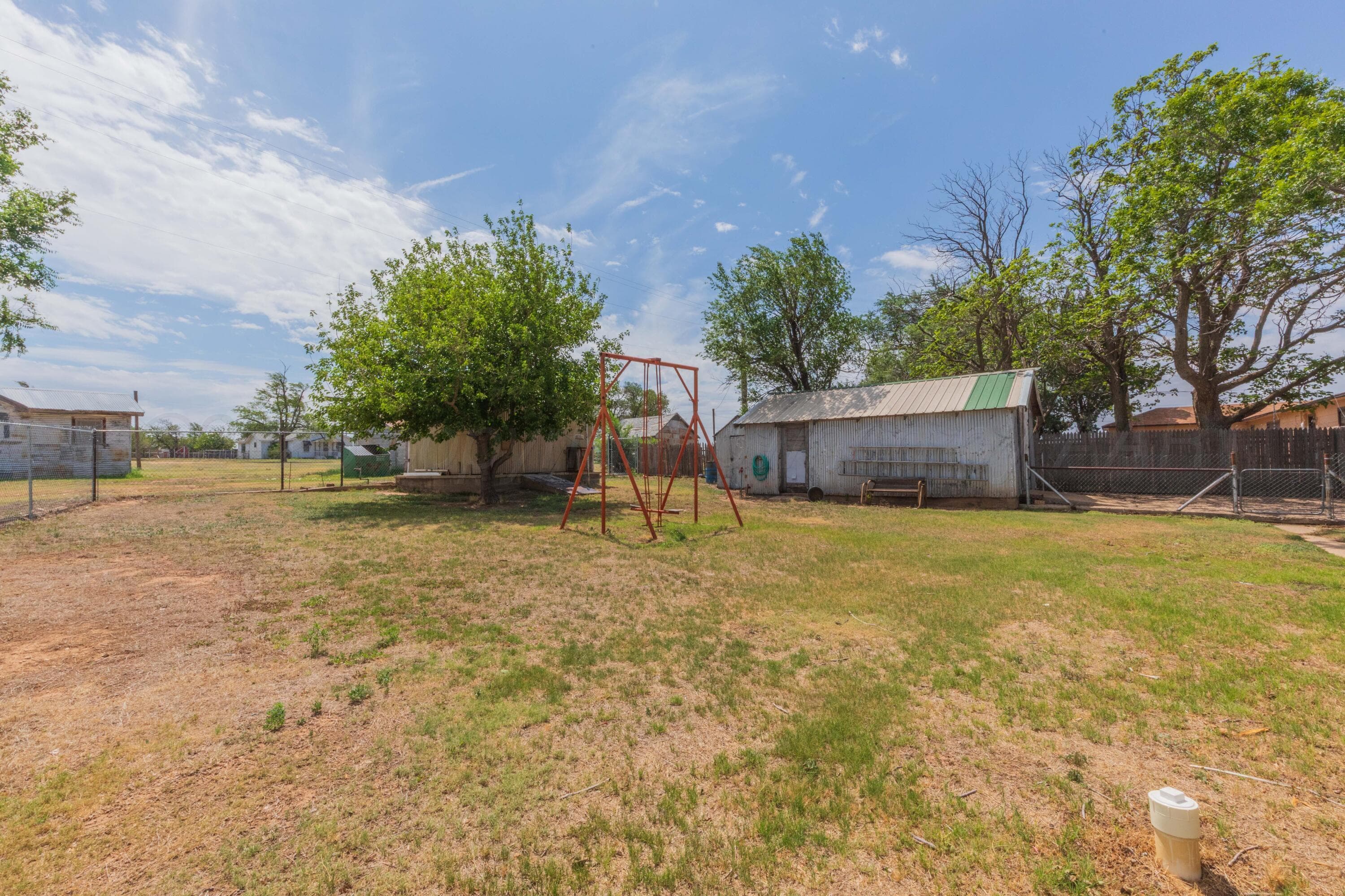 901 LINDBERG Street, Skellytown, TX 79080-1873, photo 27