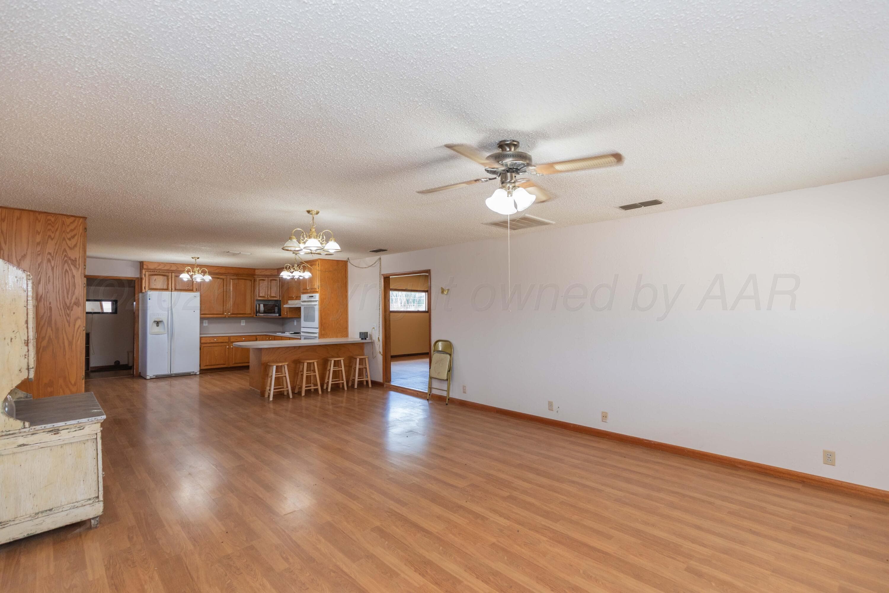 901 LINDBERG Street, Skellytown, TX 79080-1873, photo 3