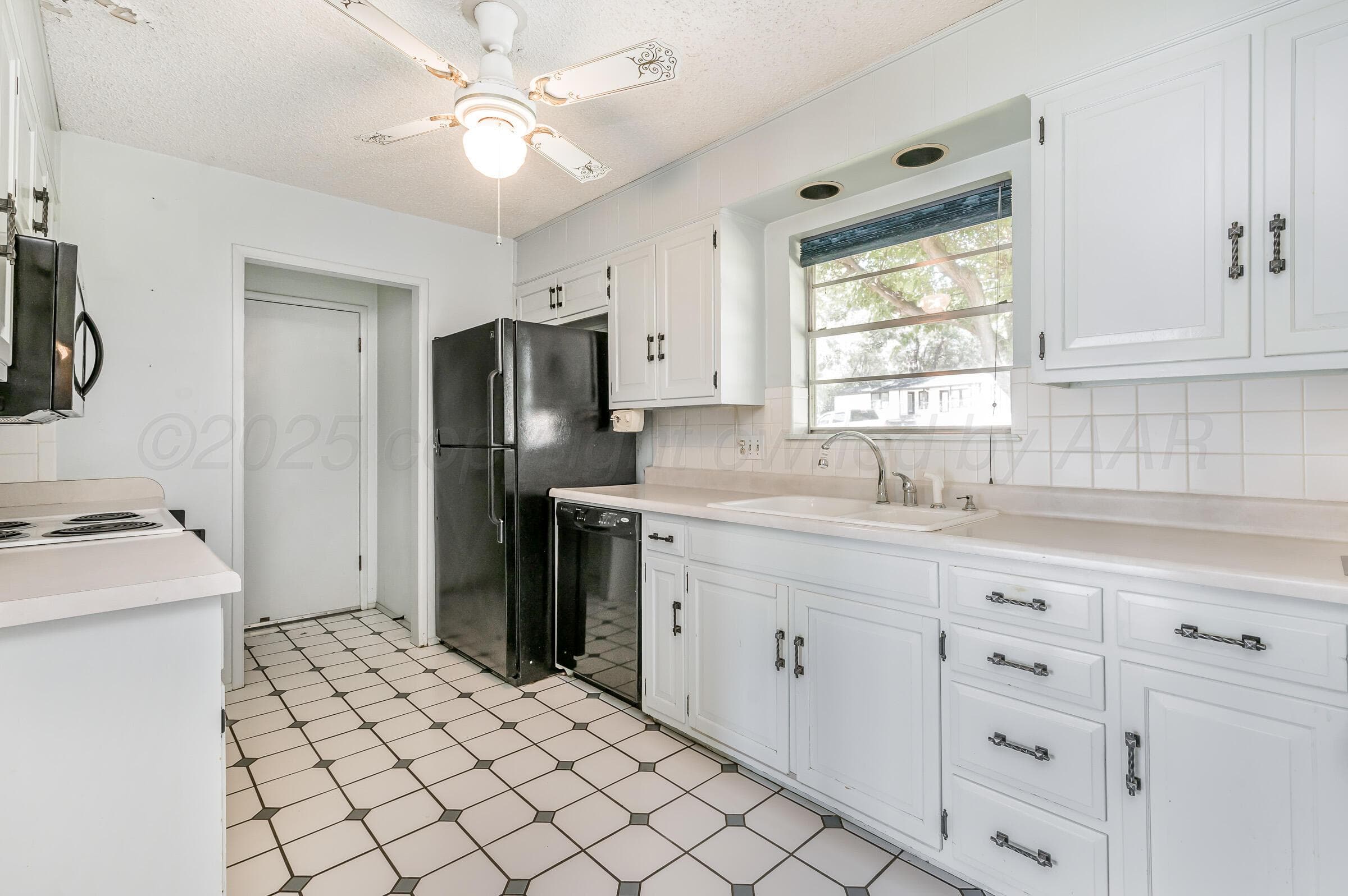 511 Melody Drive, Amarillo, TX 79118, photo 9