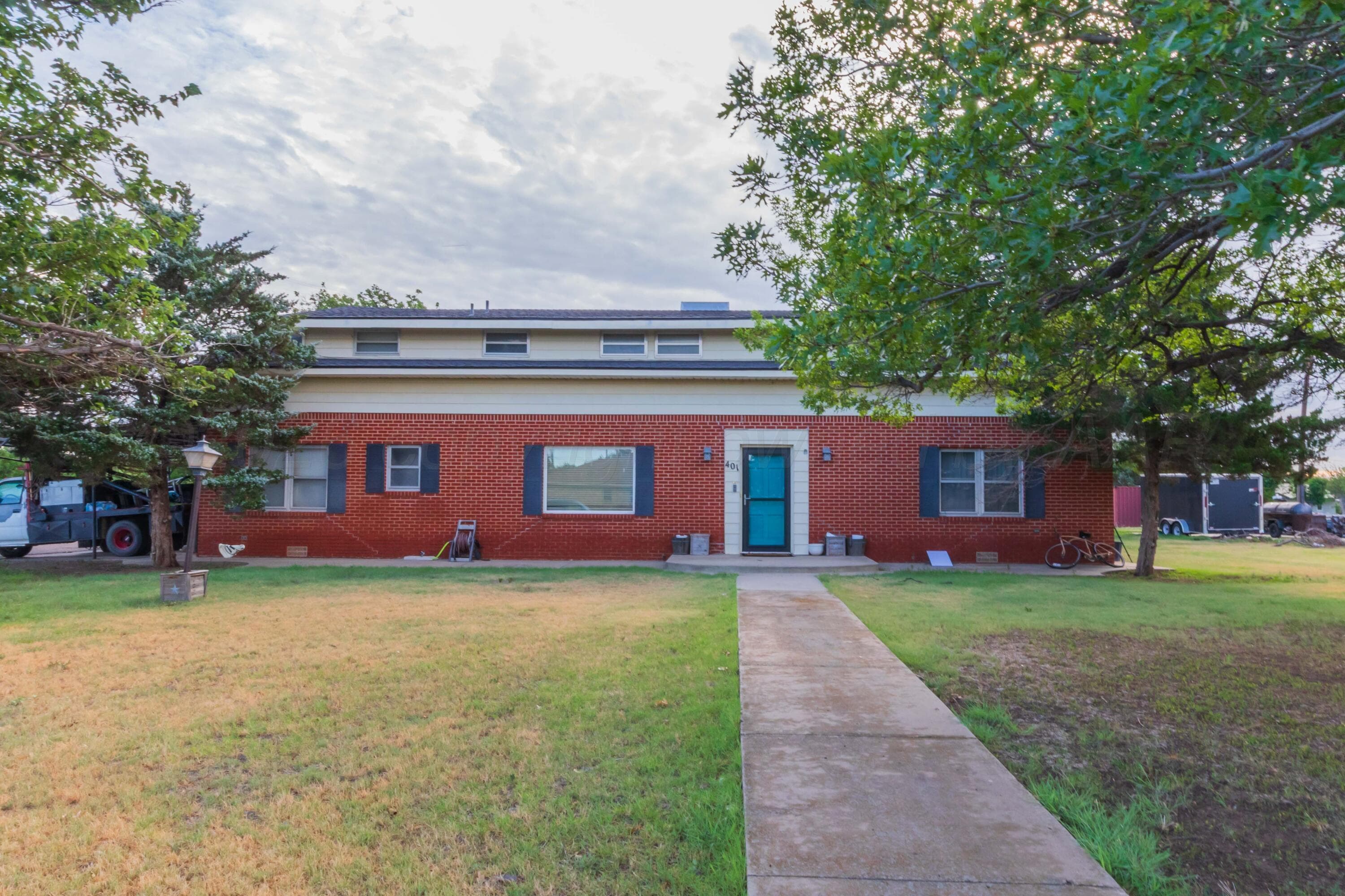 401 S WARREN Street, White Deer, TX 79097