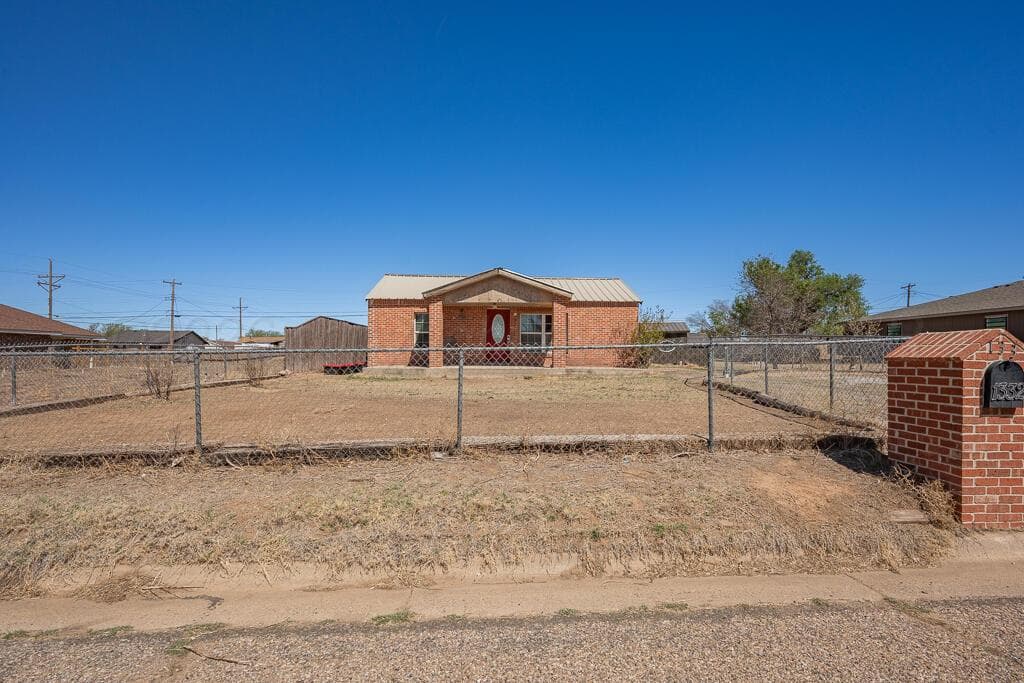 1332 NW 10th Avenue, Amarillo, TX 79107, photo 4