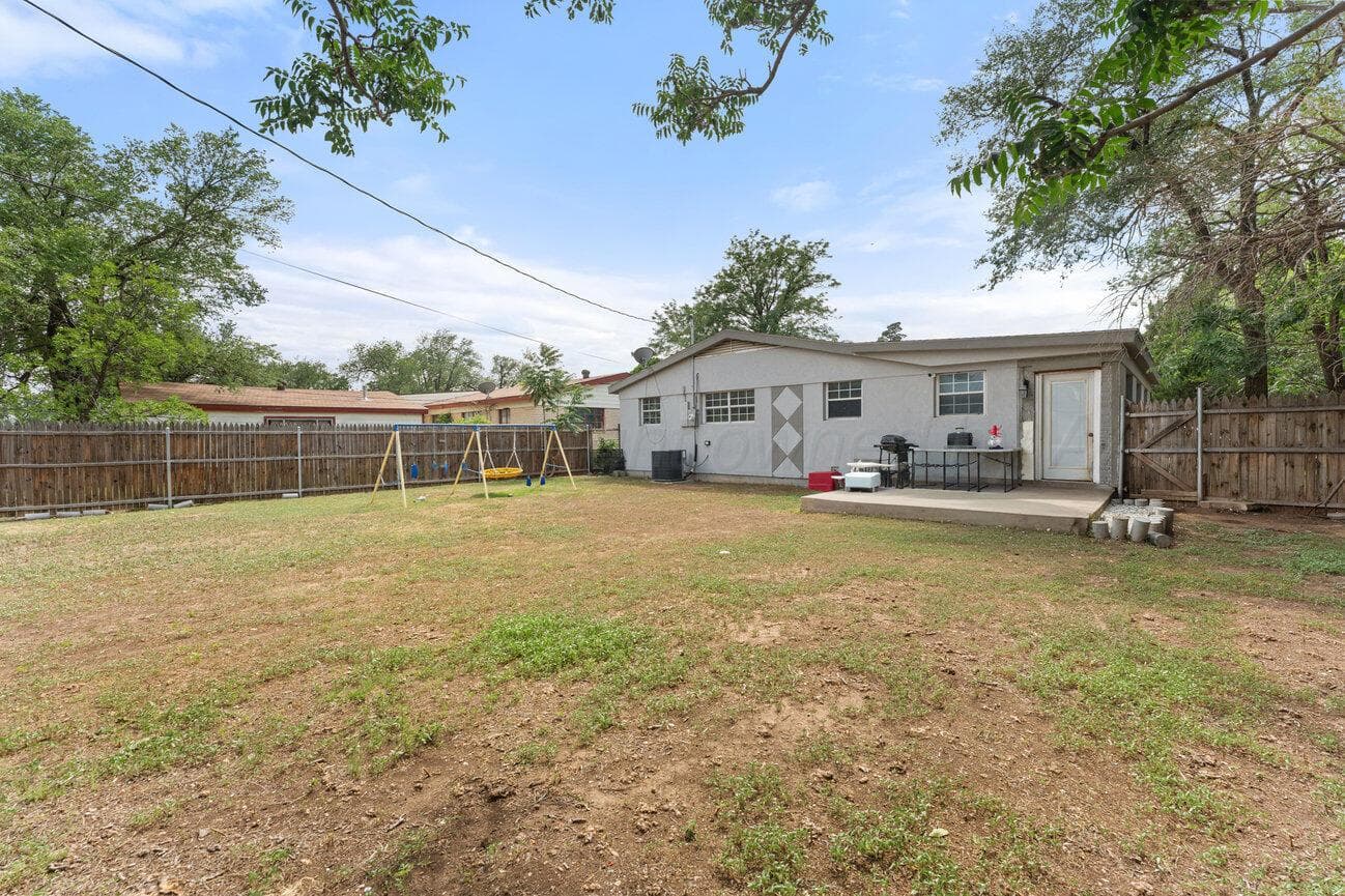 1521 LOCKNEY Street, Amarillo, TX 79106-2405, photo 25