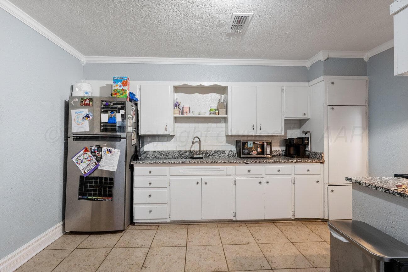 1521 LOCKNEY Street, Amarillo, TX 79106-2405, photo 4