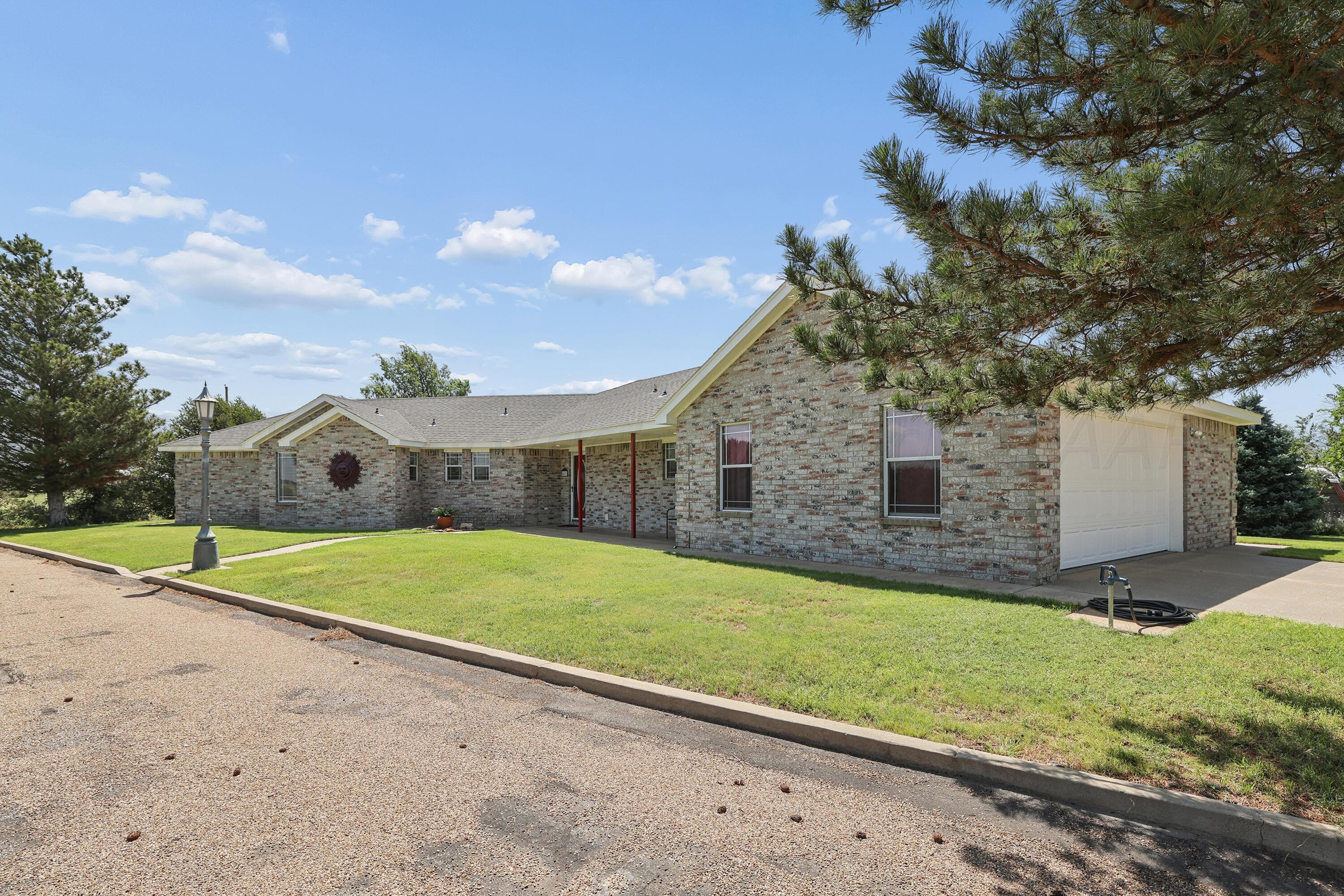 5621 WHITE FENCE Road, Canyon, TX 79015-6034, photo 2