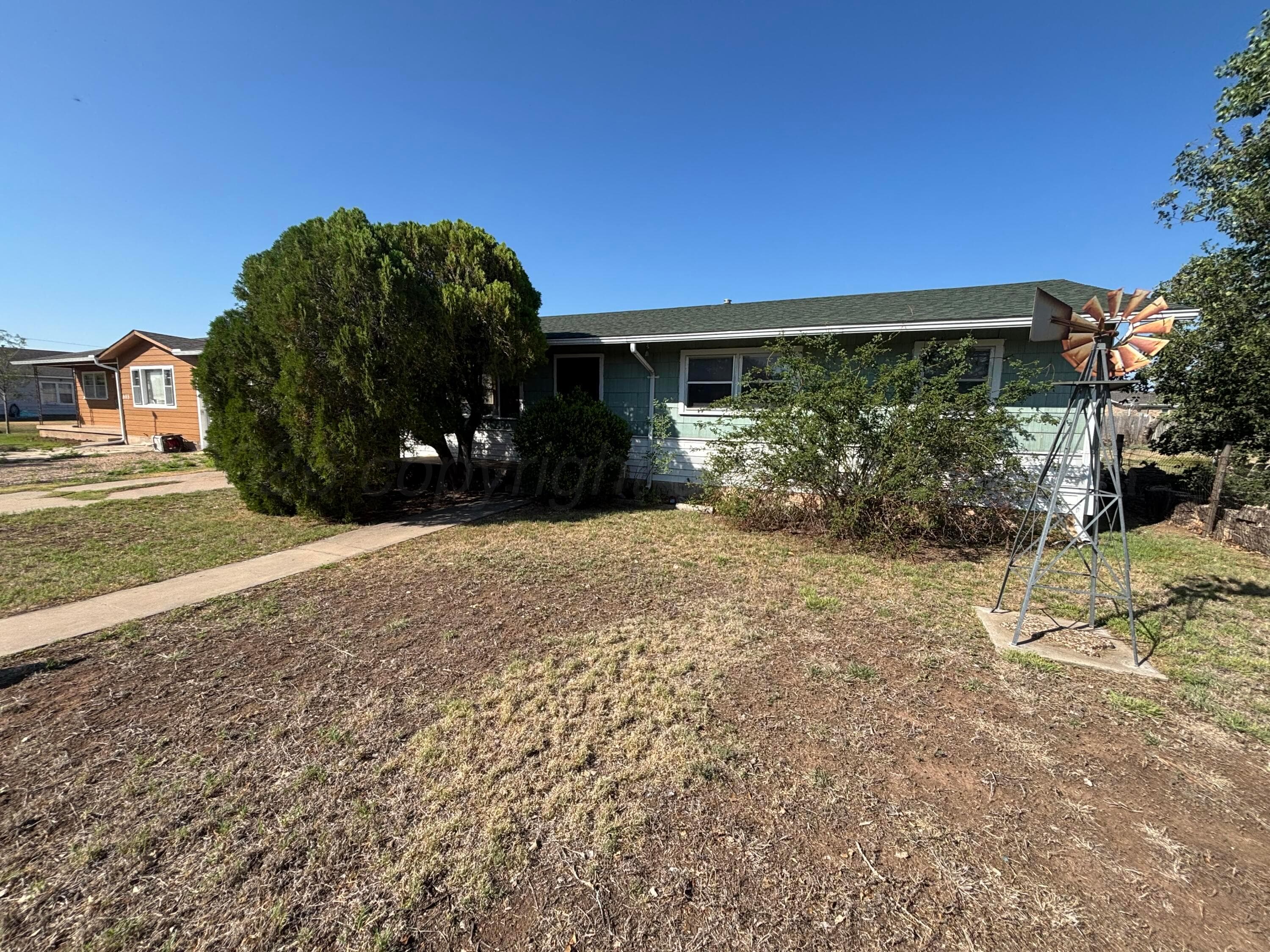 606 S Longwood Avenue, Fritch, TX 79036