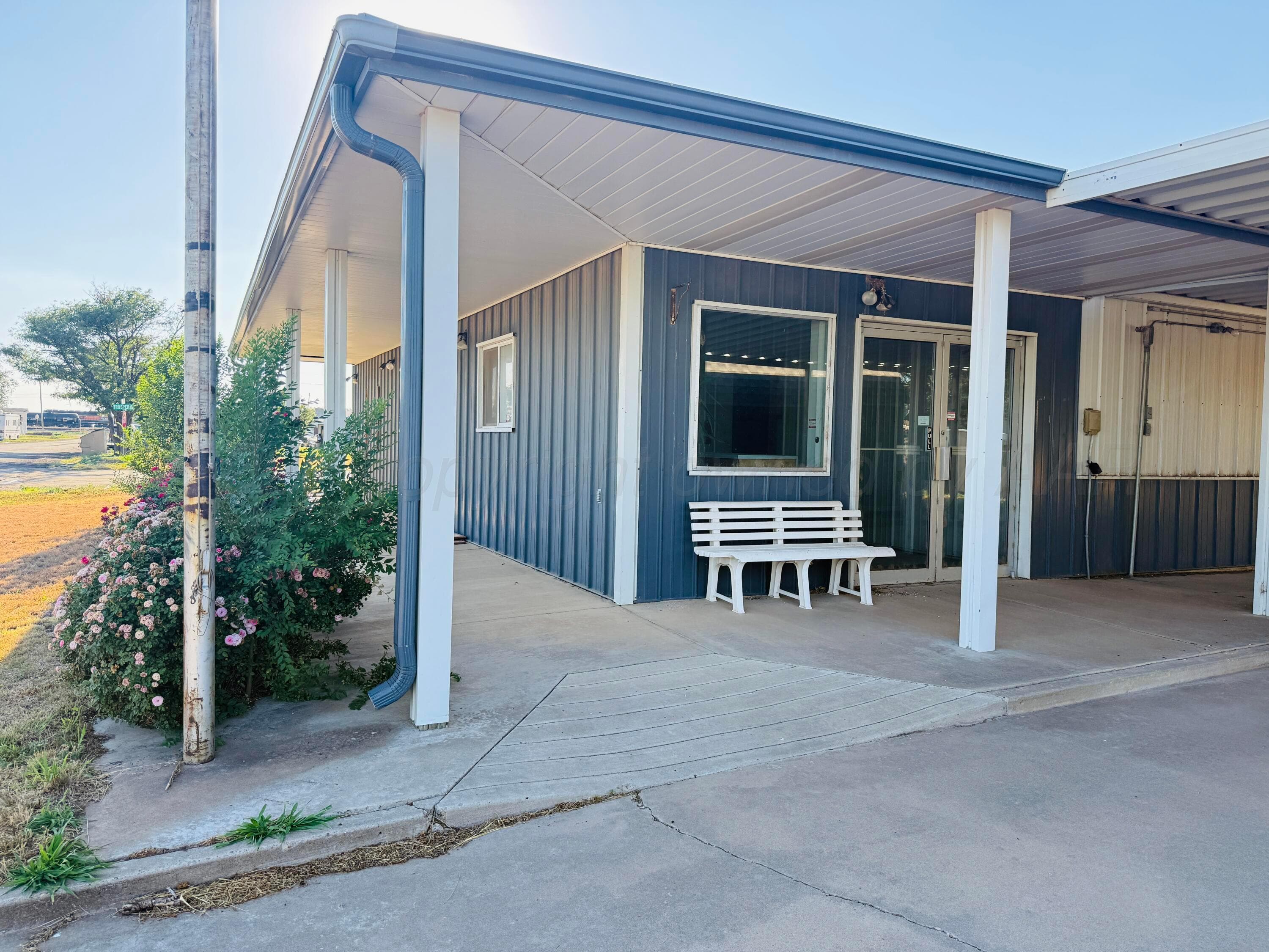 306 Regier, Etter, TX 79029