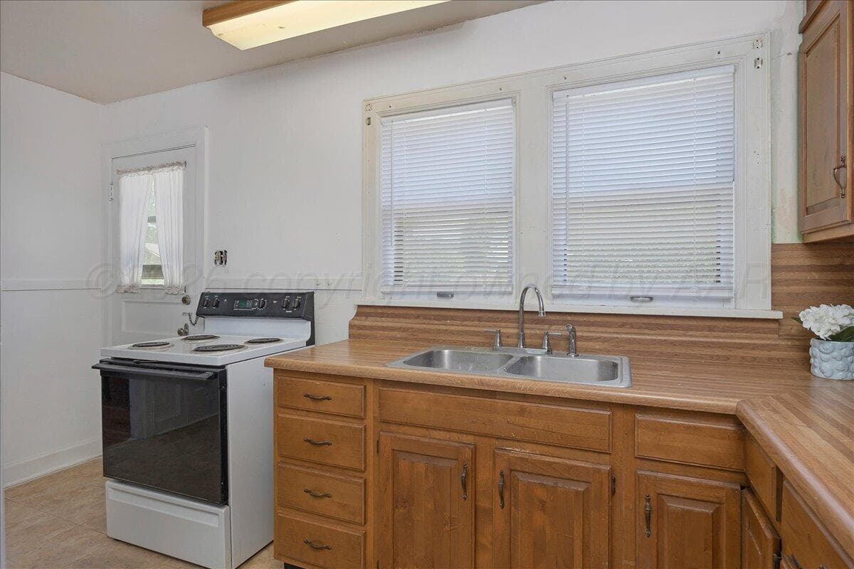 1209 S BOWIE Street, Amarillo, TX 79102, photo 13