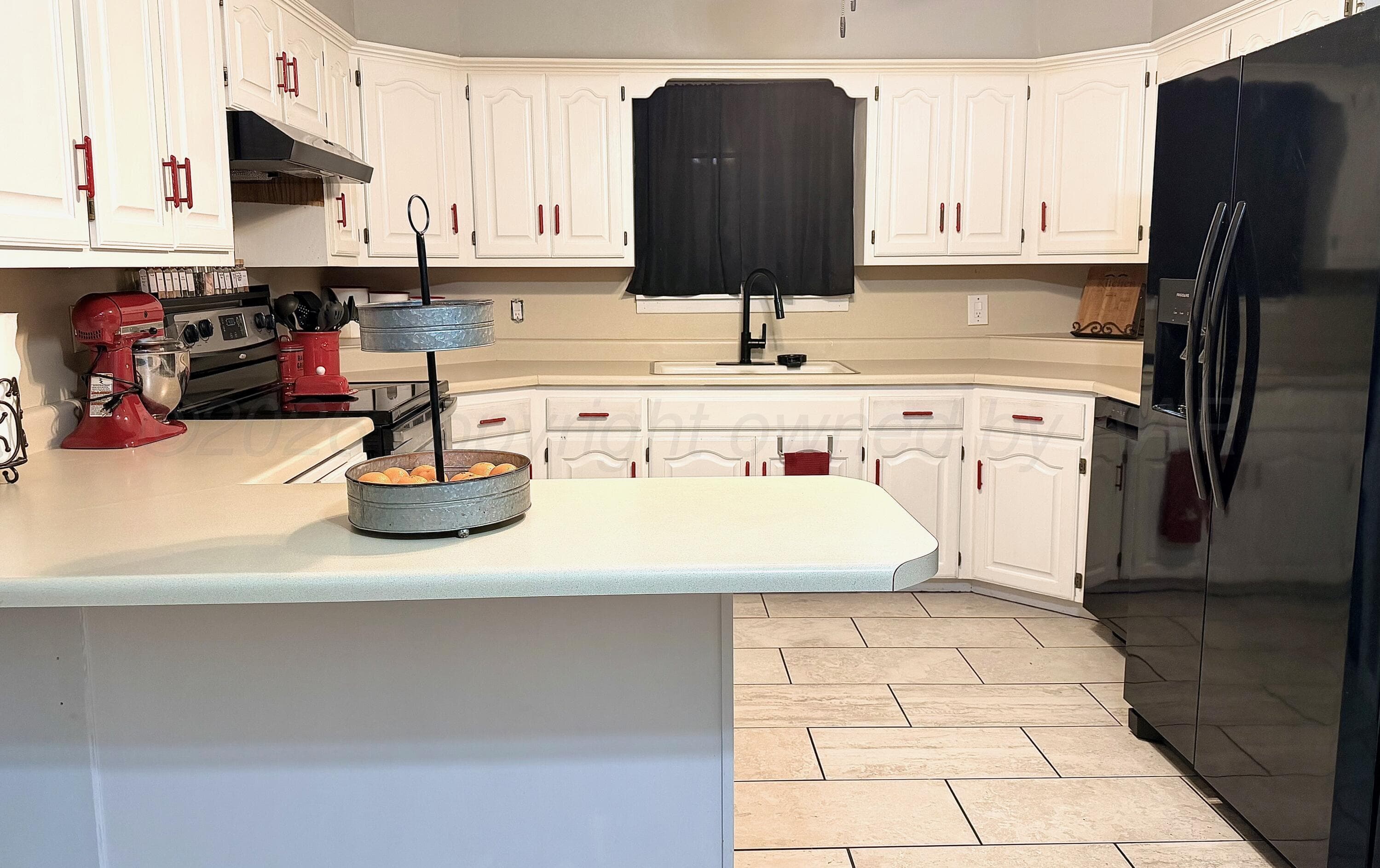 412 Brown Street, Stinnett, TX 79083, photo 7
